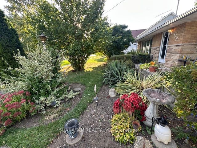 575 Front Street, Warwick, ON N0M 2S0 photo 3
