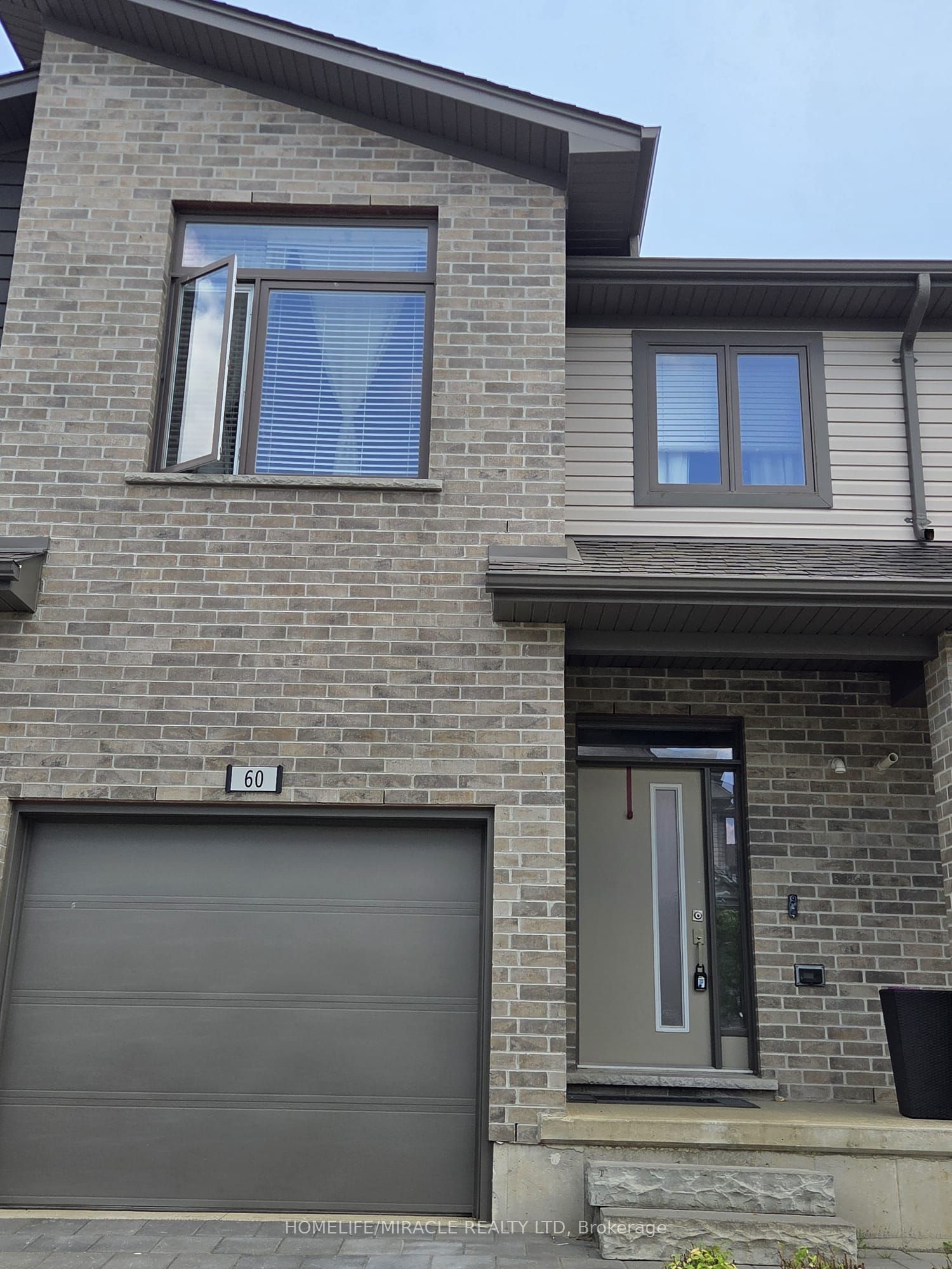 2070 Meadowgate Boulevard 60, London South, ON N6M 0H5 photo 3