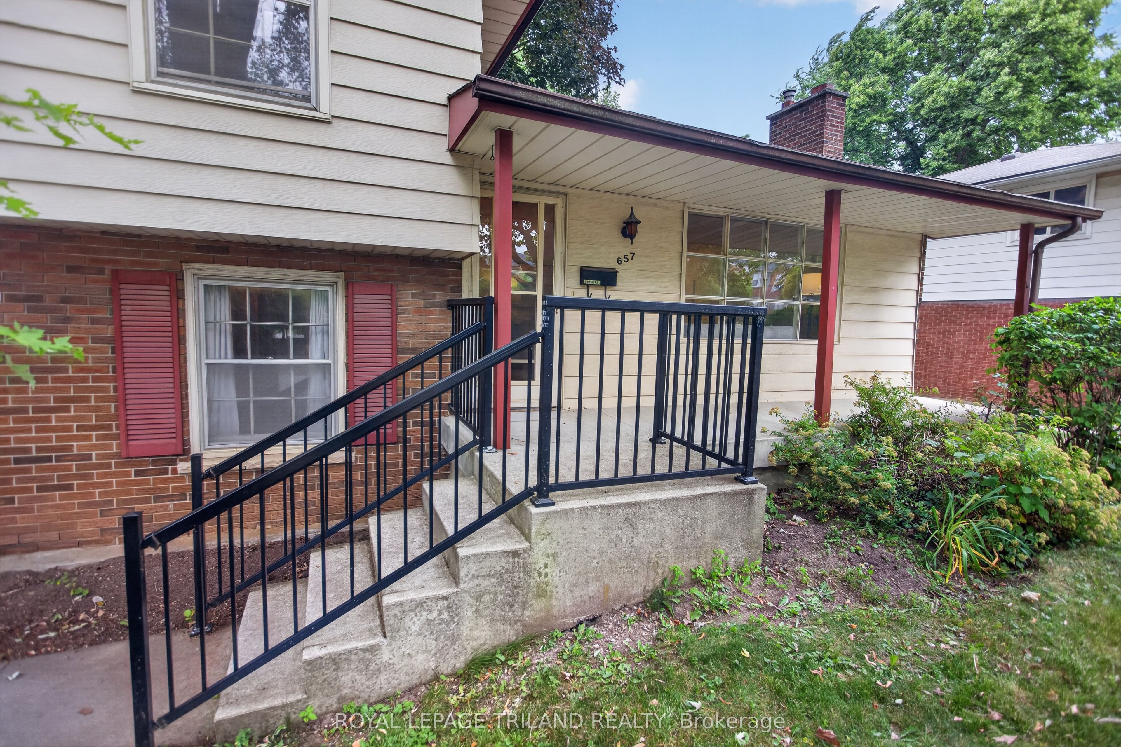 657 Viscount Road, London South, ON N6J 2Y4 photo 3