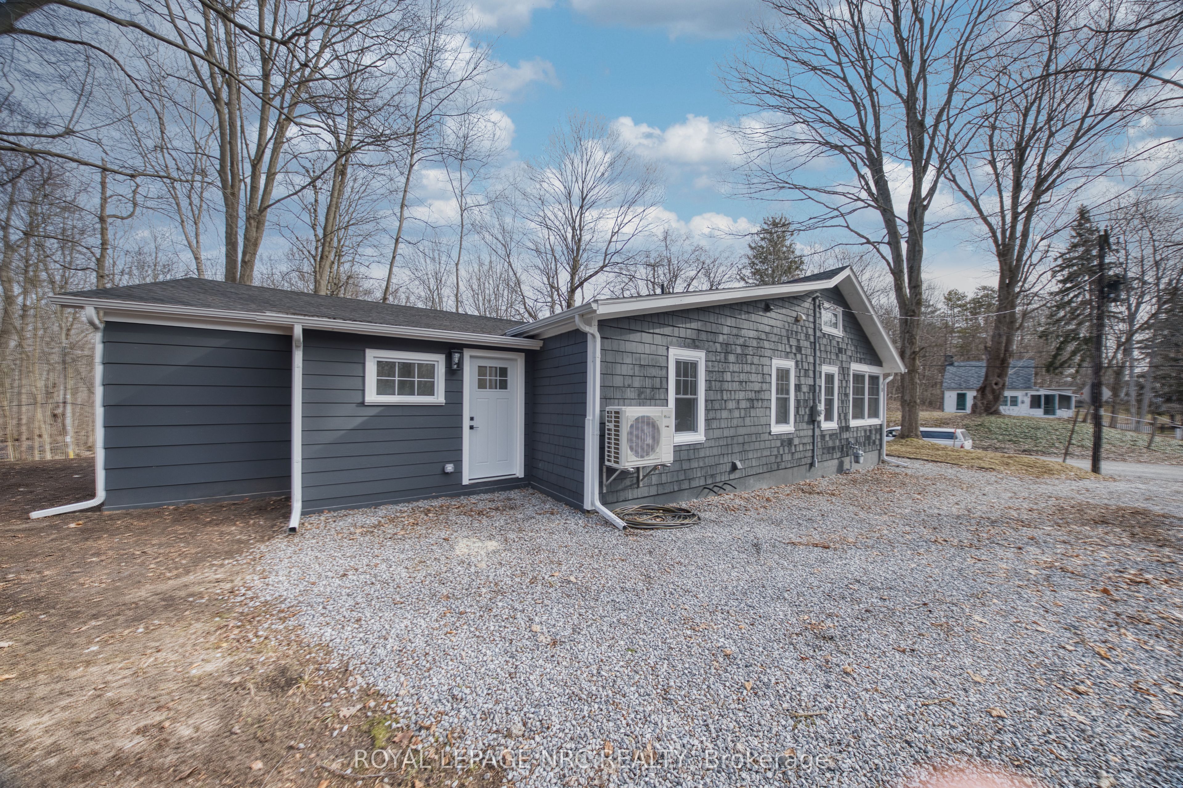 212 S Holloway Bay Road S, Port Colborne, ON L0S 1R0 photo 3