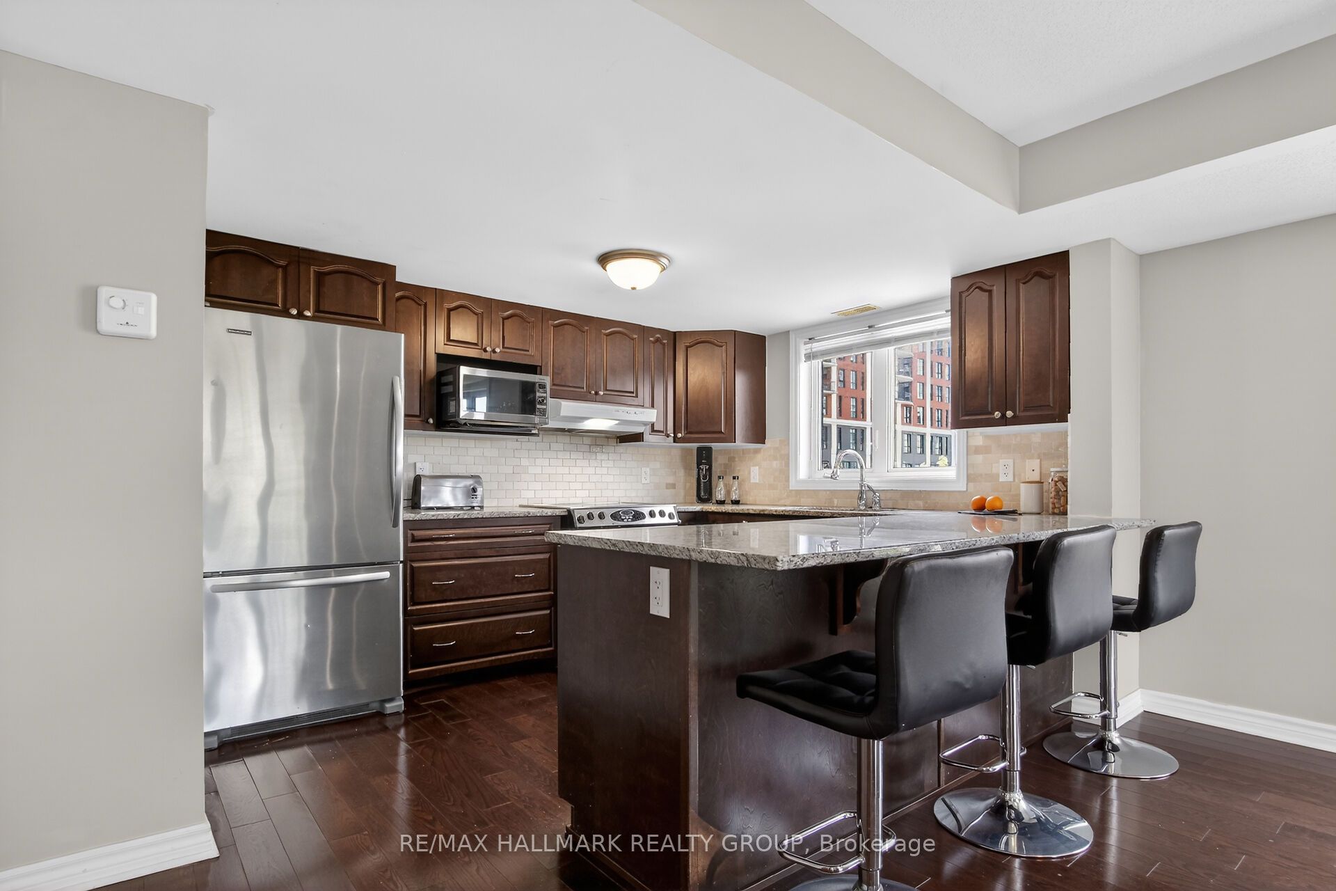 1145 Longfields Drive B, Barrhaven, ON K2J 5R5 photo 4