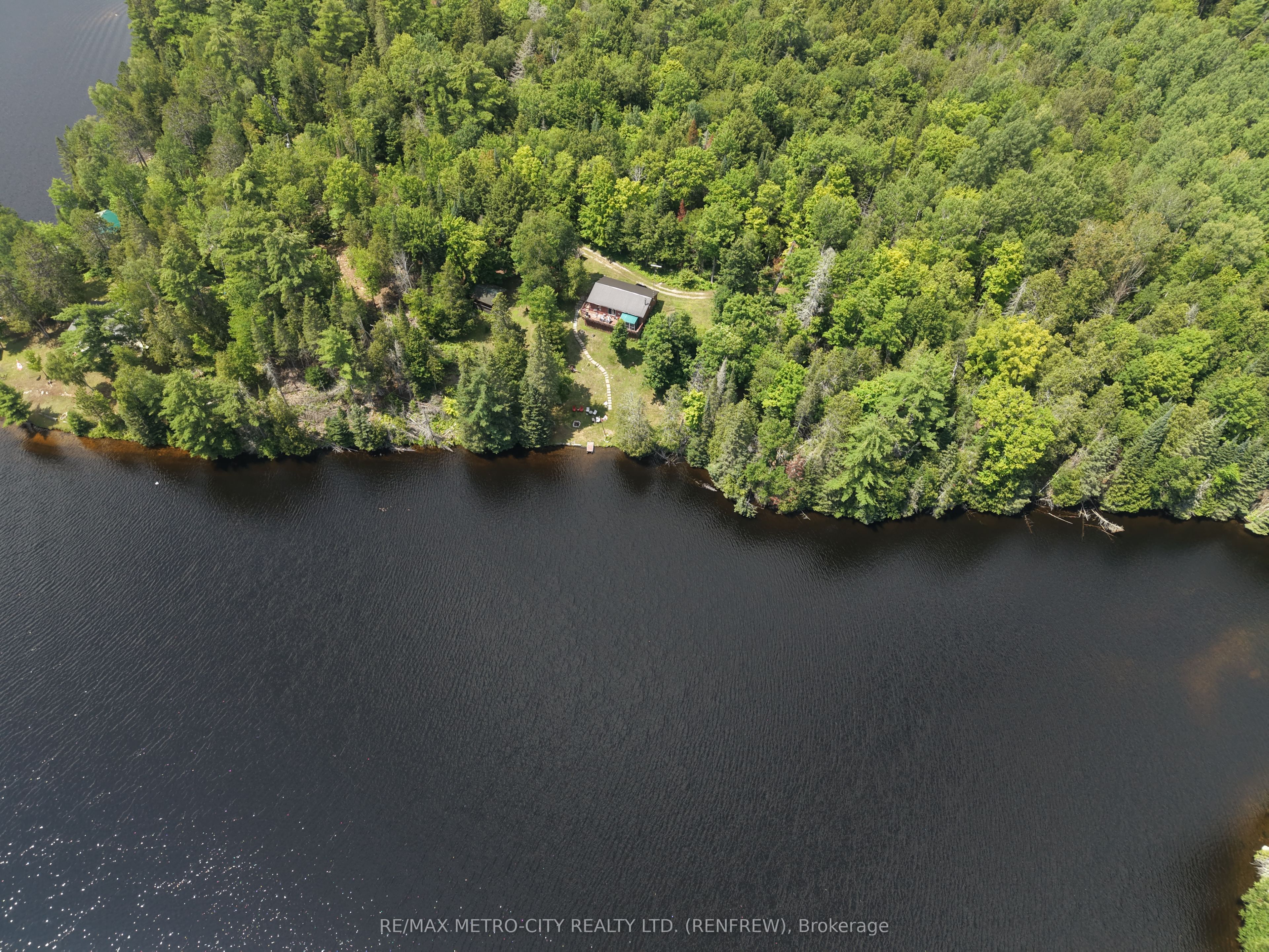 2667 HANDFORD Lane, Greater Madawaska, ON K0J 2R0 photo 5