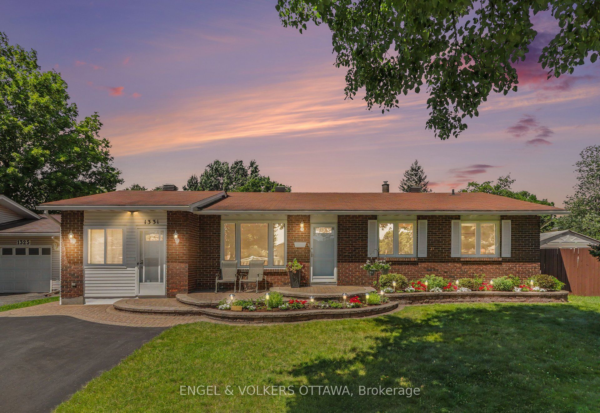 1331 Alloway Crescent, Overbrook - Castleheights and Area, ON K1K 3Y9
