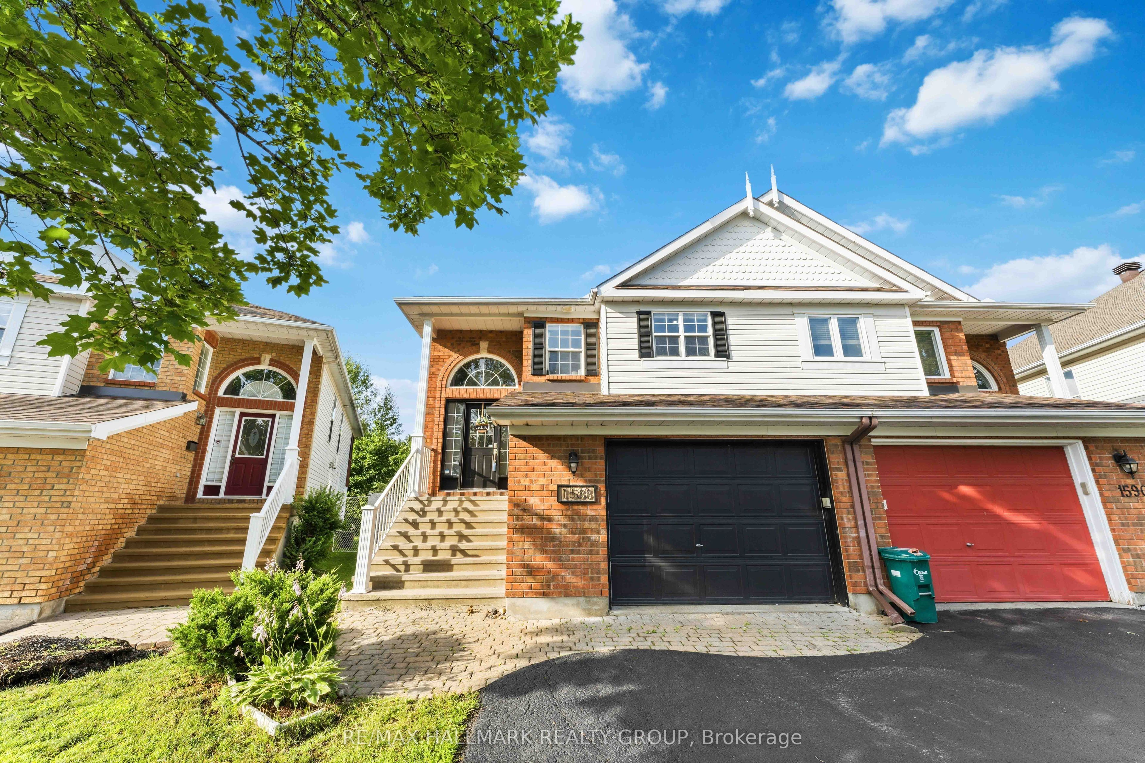 1588 Lisbon Street, Orleans - Cumberland and Area, ON K4A 4C3