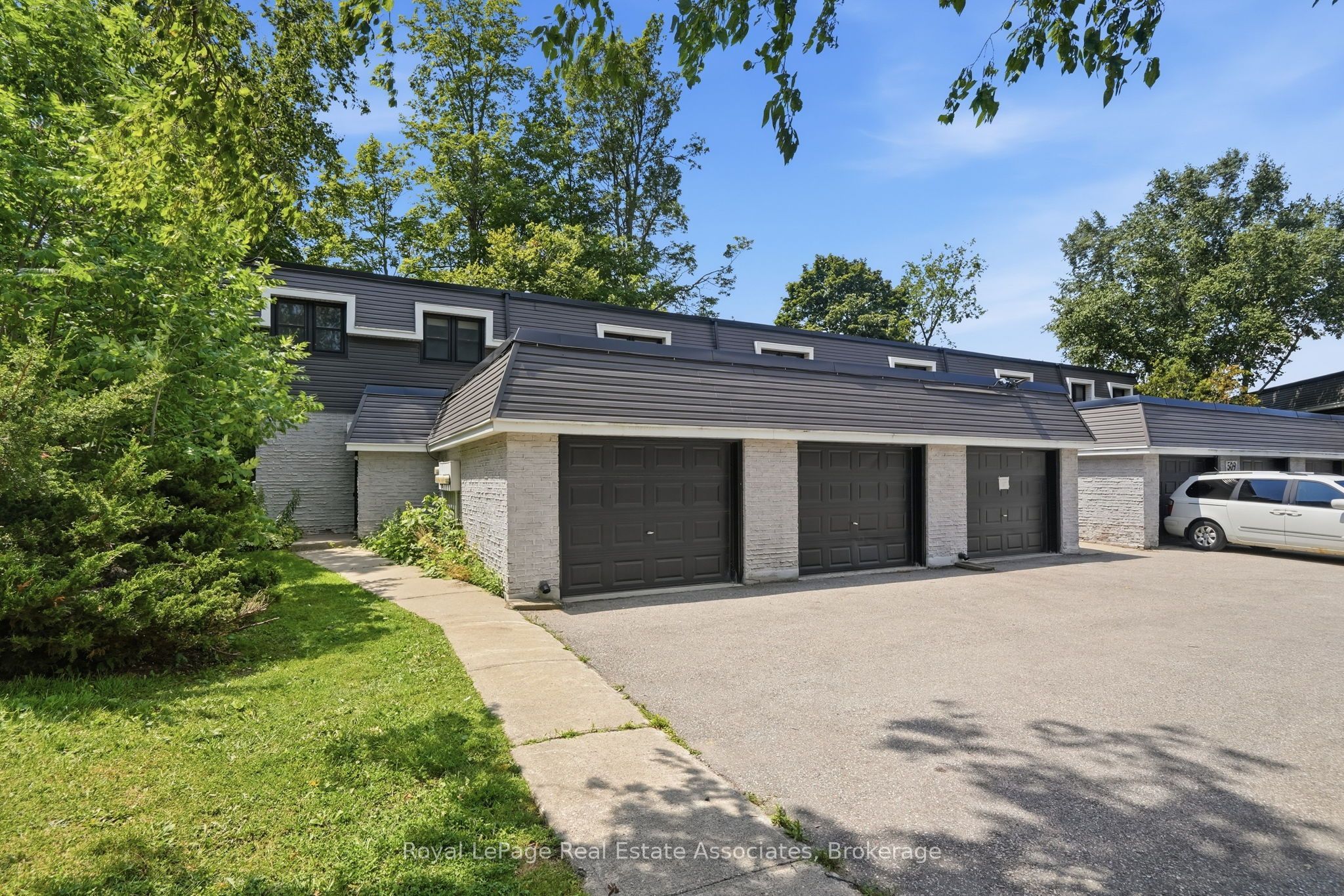 509 Quiet Place 1, Waterloo, ON N2L 5L6 photo 2
