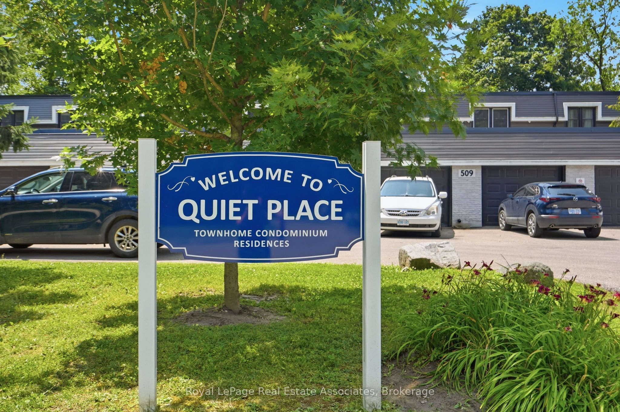 509 Quiet Place 1, Waterloo, ON N2L 5L6 photo 3