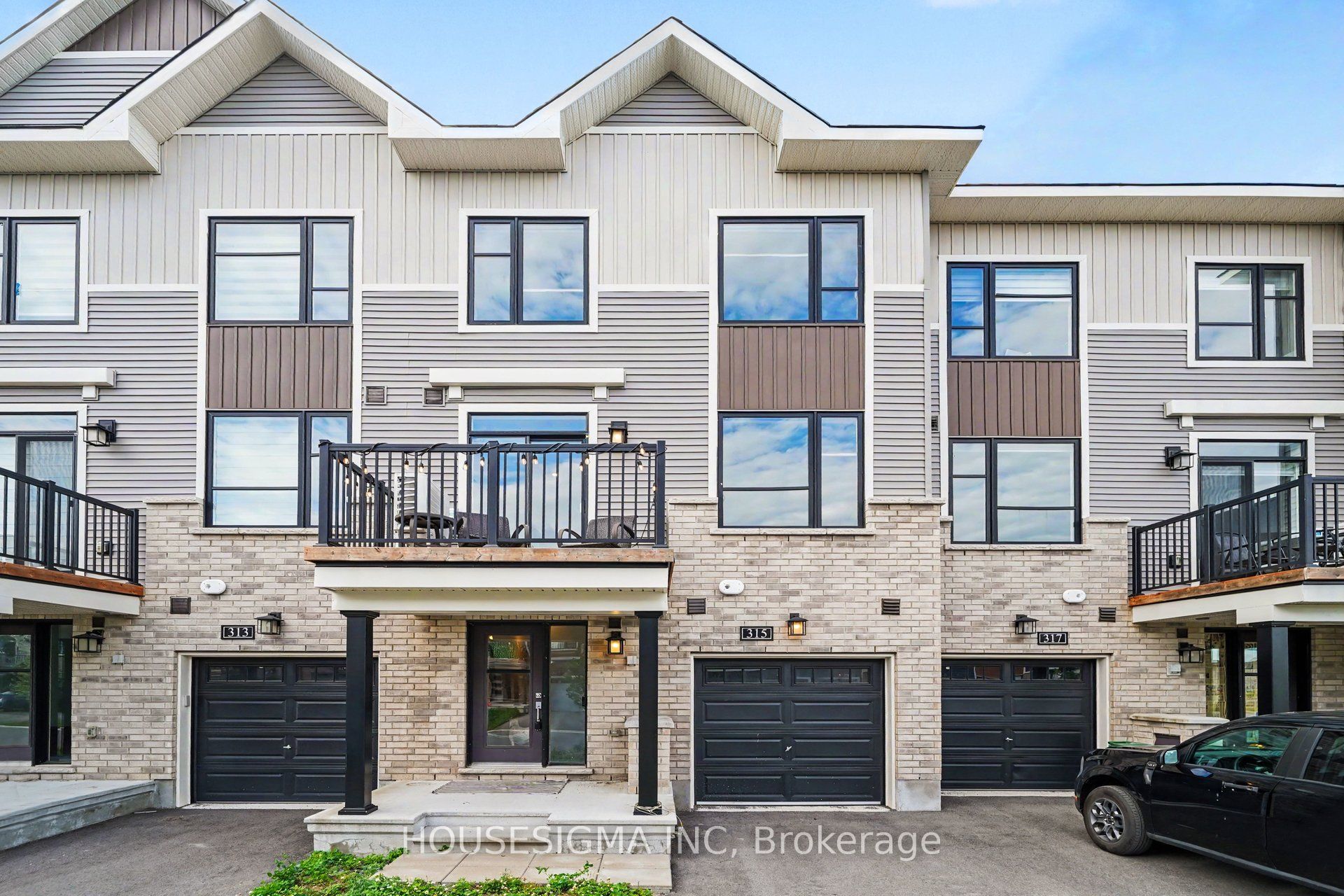 315 Raheen Court, Barrhaven, ON K2J 7C1