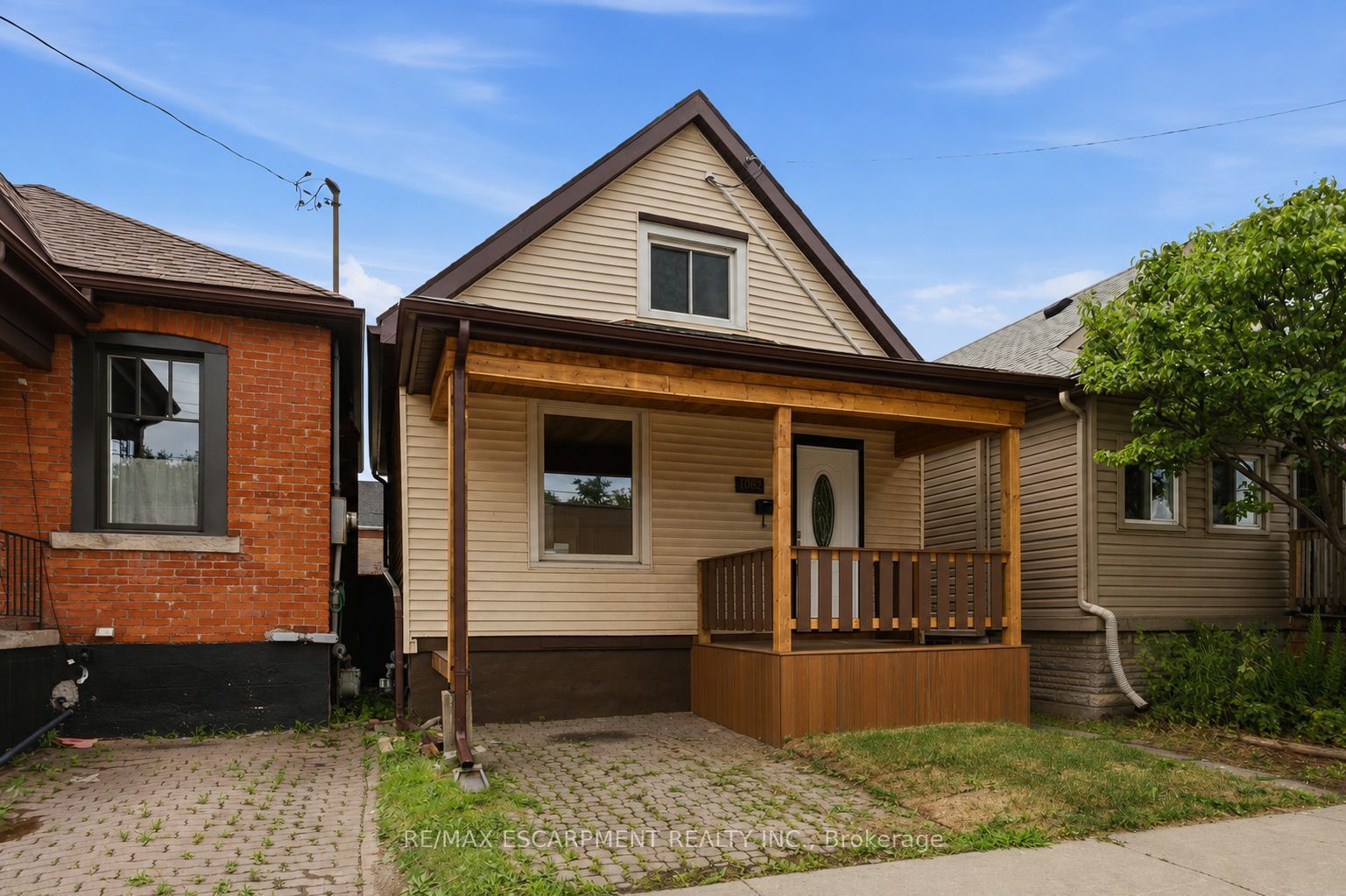 1062 Cannon Street E, Hamilton, ON L8L 2H8 photo 2