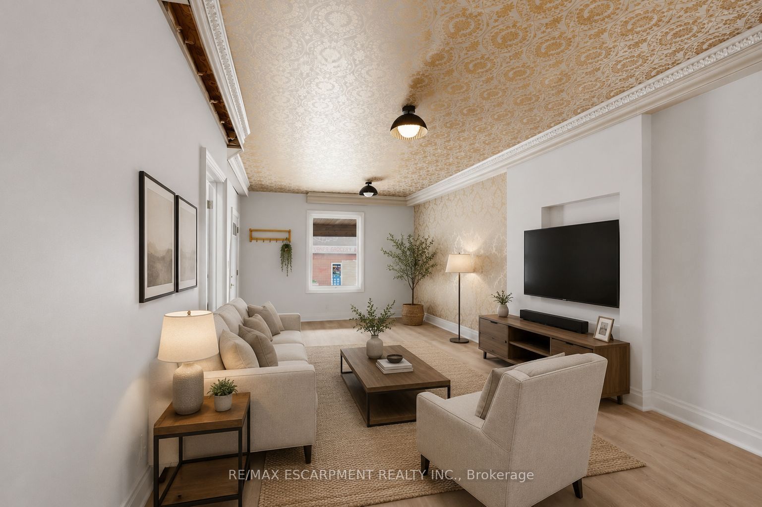 1062 Cannon Street E, Hamilton, ON L8L 2H8 photo 5