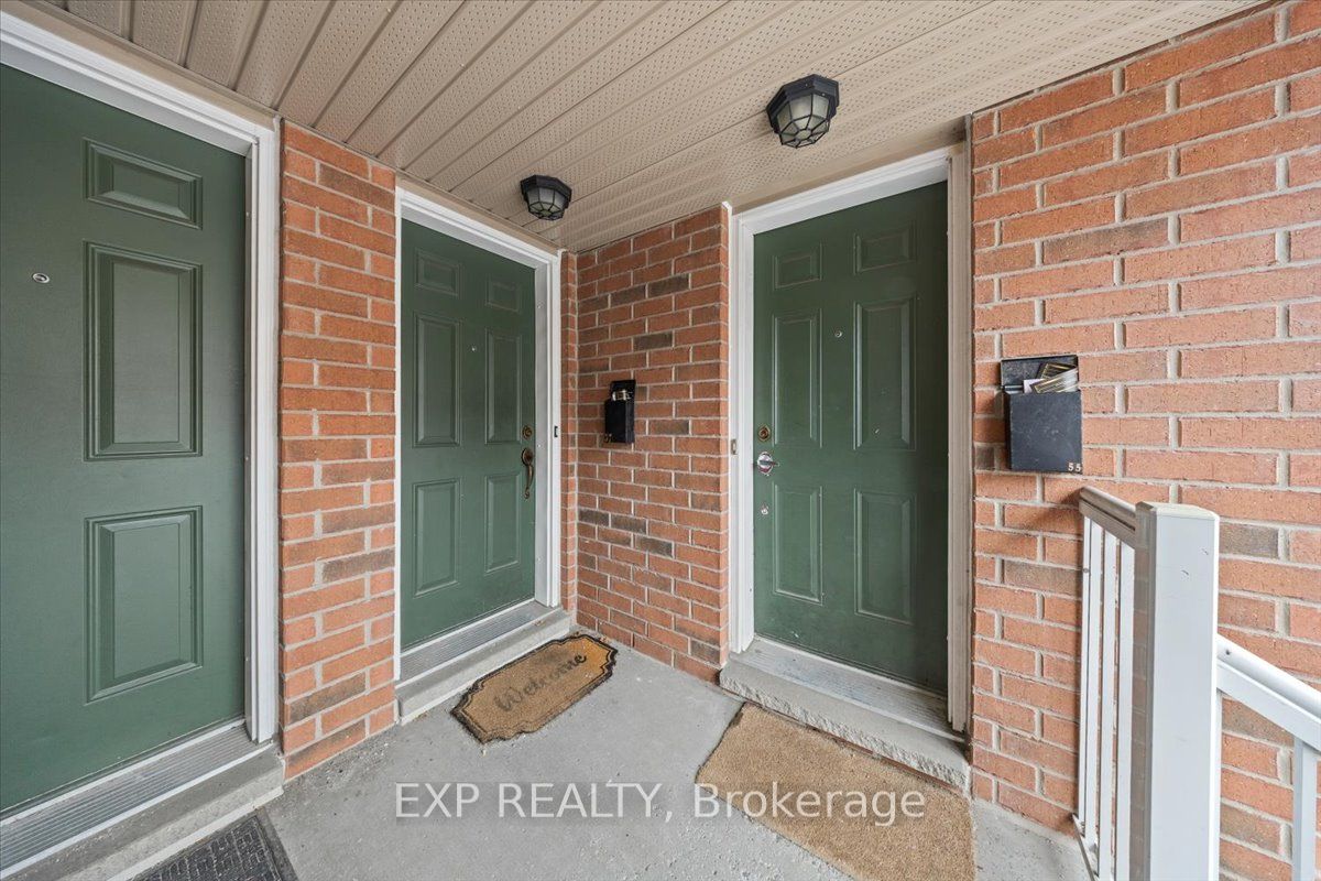 57 Steele Park Private, Cyrville - Carson Grove - Pineview, ON K1J 0J2 photo 4