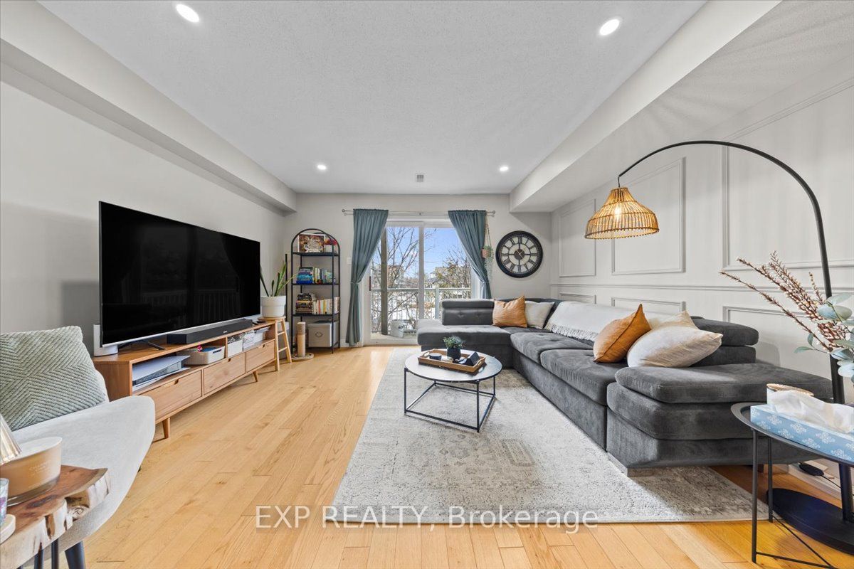 57 Steele Park Private, Cyrville - Carson Grove - Pineview, ON K1J 0J2 photo 5
