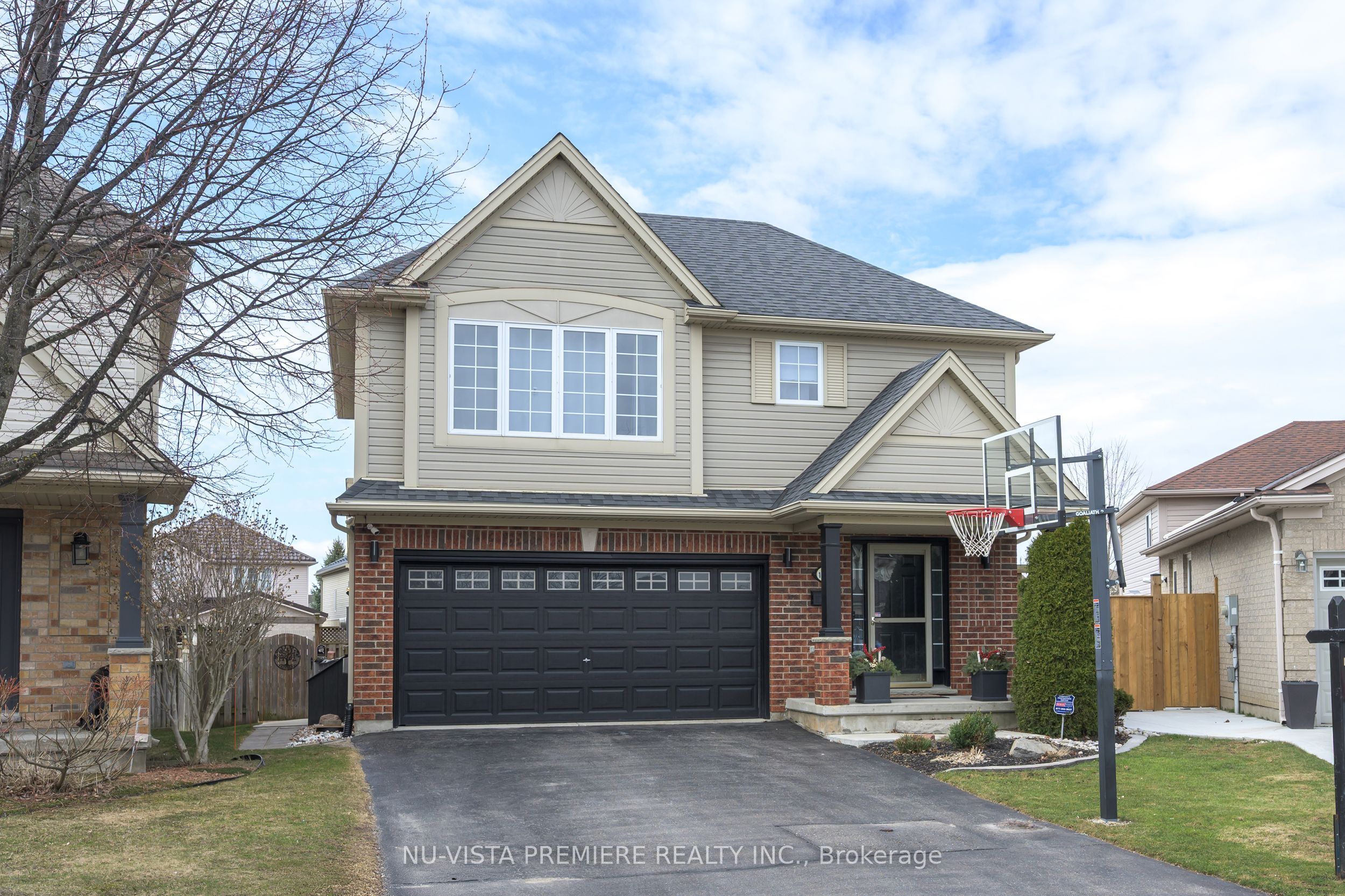 1582 Chelton Place, London South, ON N6M 1M2