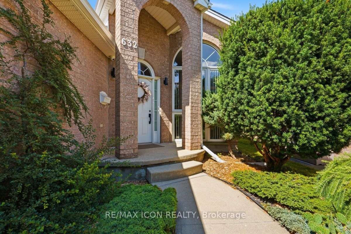 632 Thornwood Drive, London North, ON N6H 5J6 photo 2