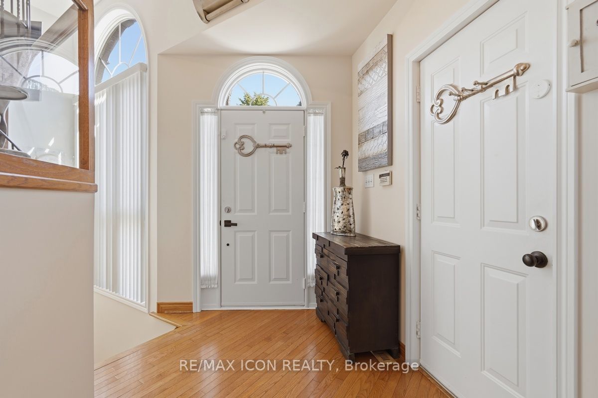 632 Thornwood Drive, London North, ON N6H 5J6 photo 3