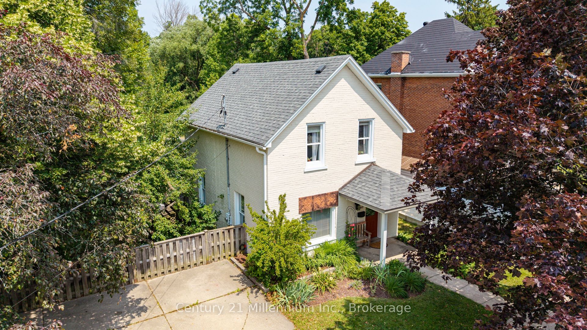 560 10th St A Street W, Owen Sound, ON N4K 3R6 photo 2