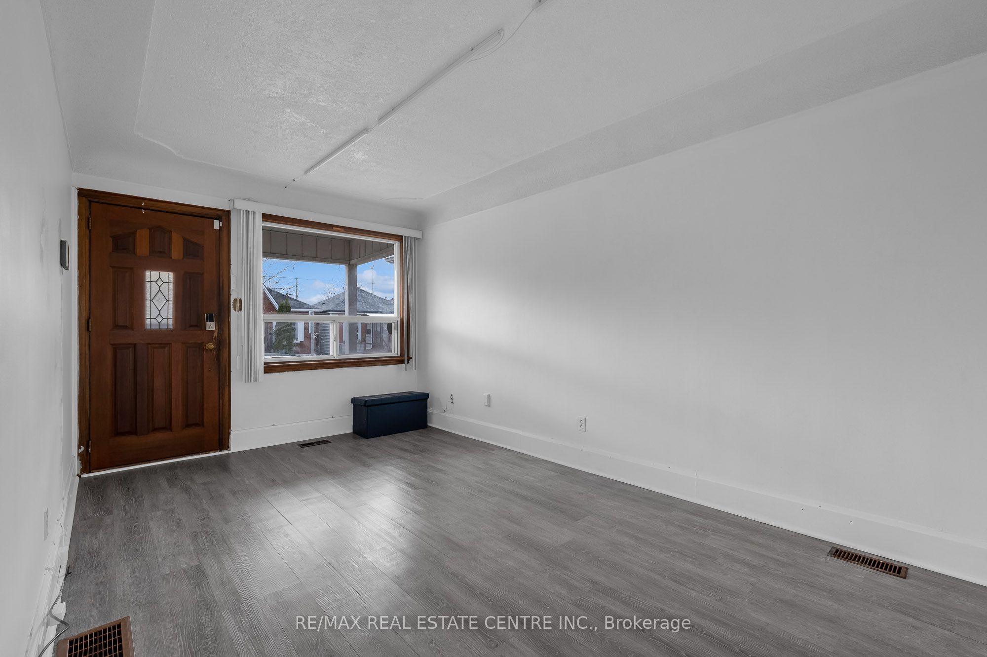 29 Harrison Avenue, Hamilton, ON L8H 2Z8 photo 4