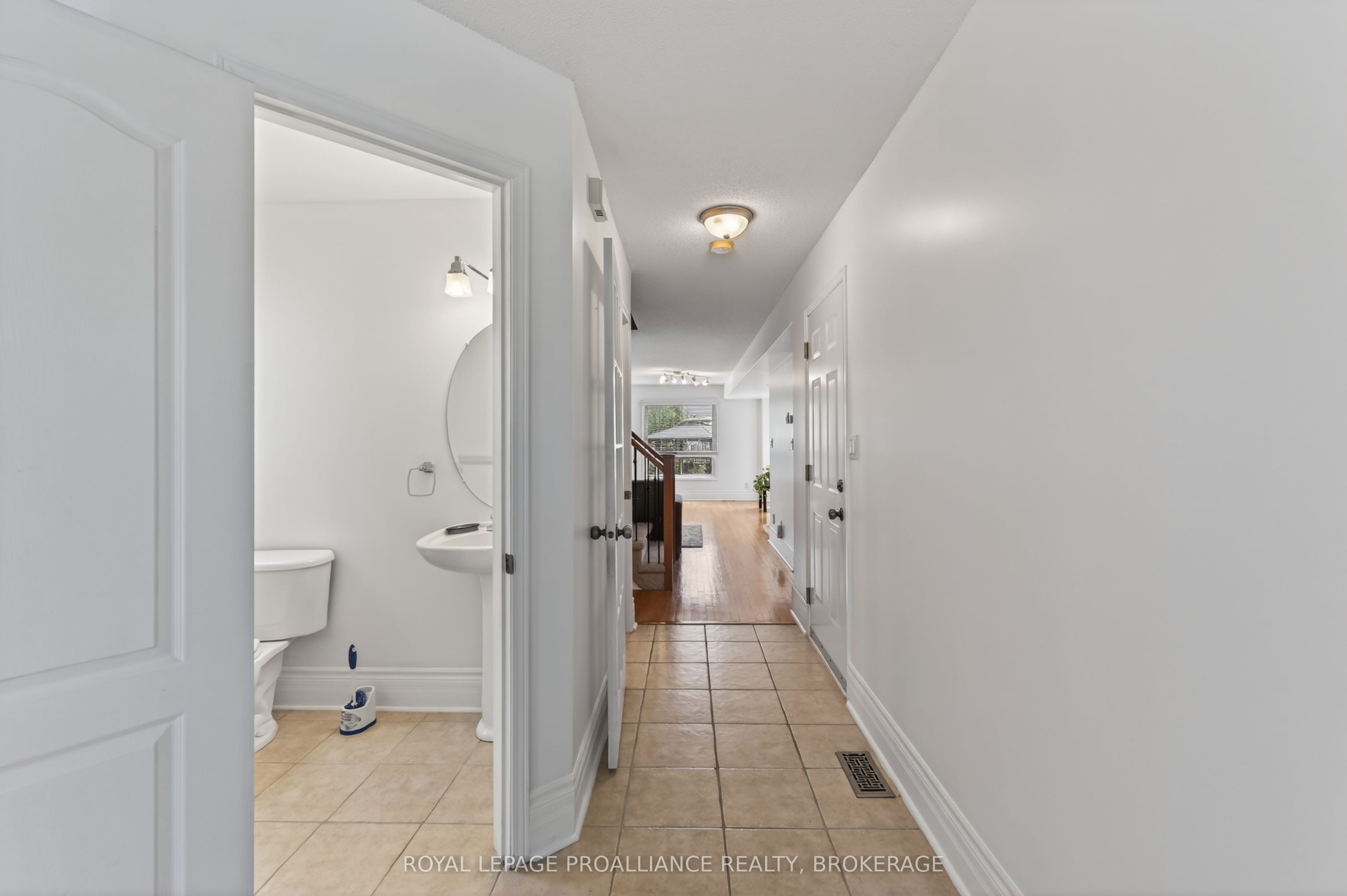 435 Maureen Street, Kingston, ON K7K 7M2 photo 4