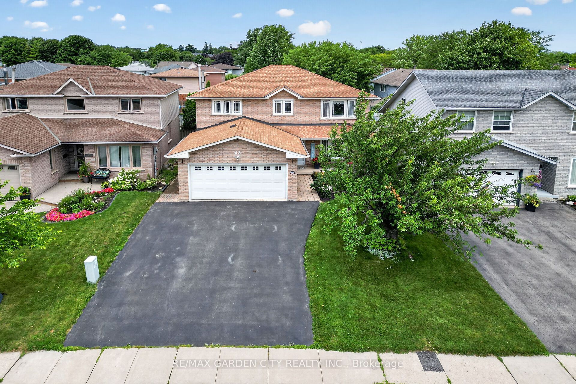 43 Bonaparte Way, Hamilton, ON L9B 2E1 photo 4