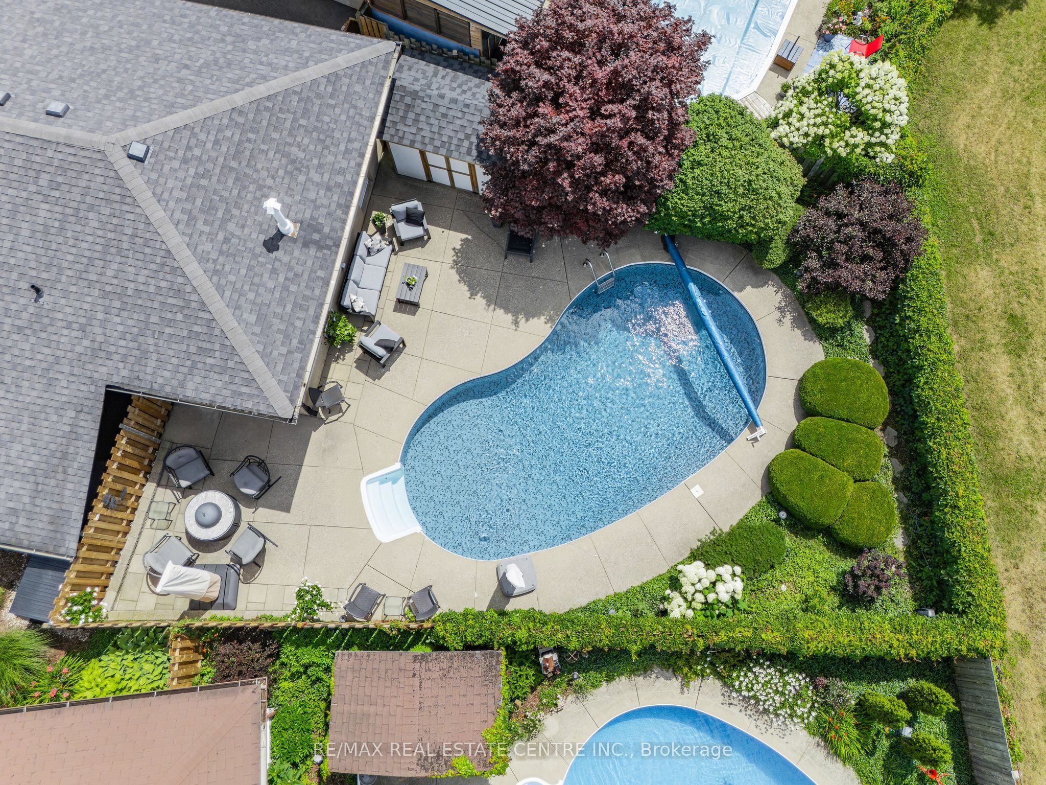 107 Laurentian Drive, Kitchener, ON N2E 1C3 photo 4