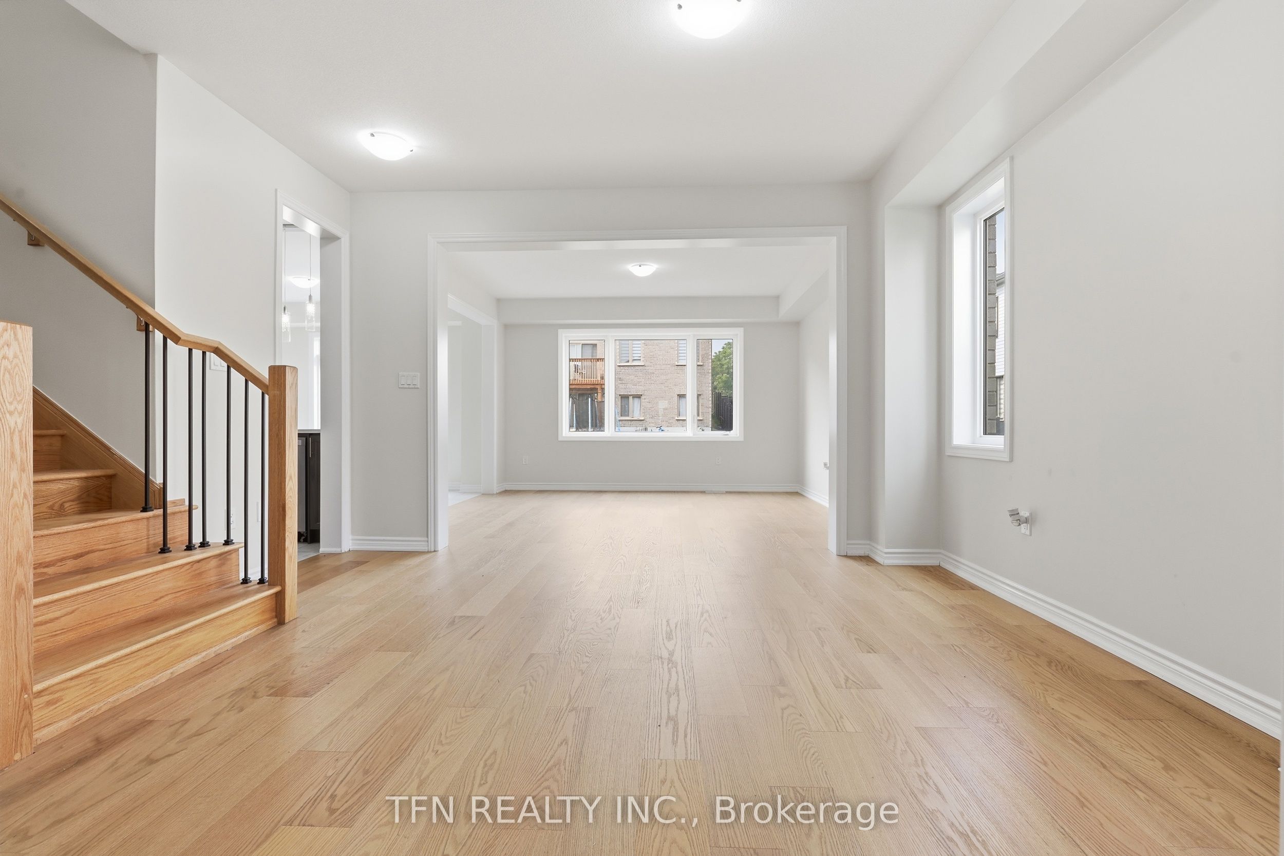 16 Blaney Street, Brant, ON N3L 0M8 photo 5