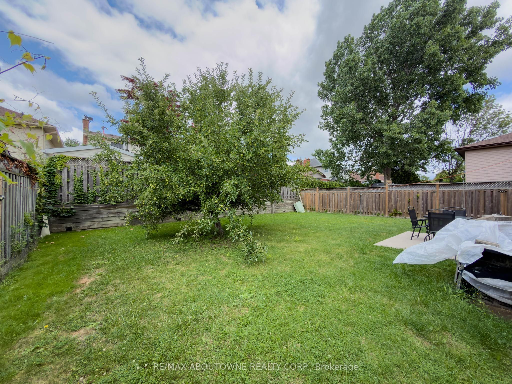 1018 Upper Sherman Avenue, Hamilton, ON L8V 4Y9 photo 5