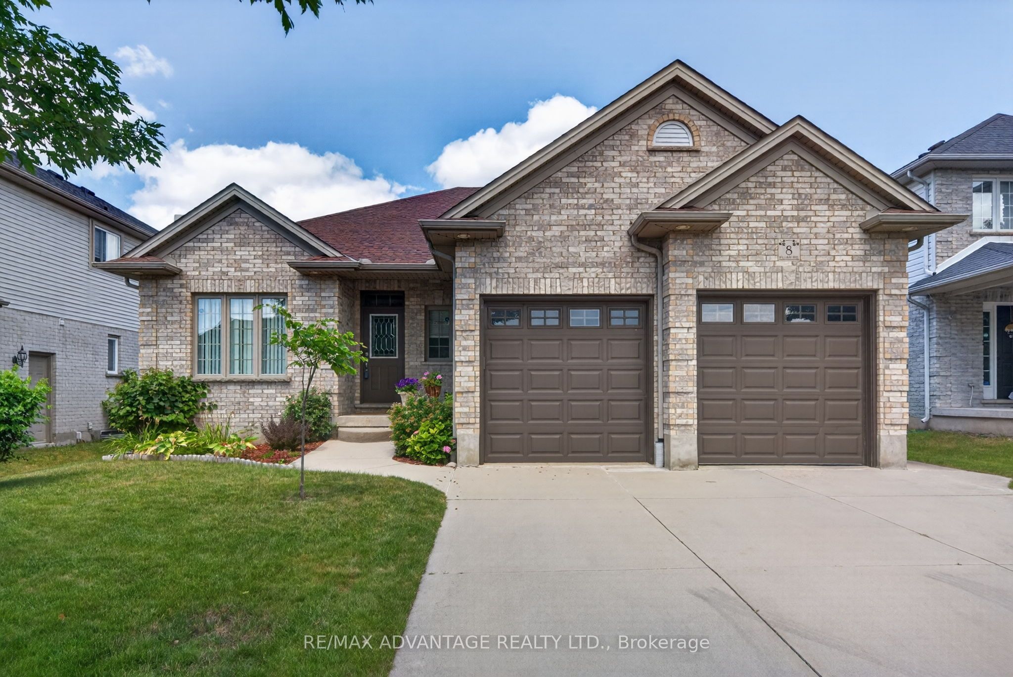 8 Willard Crescent, Middlesex Centre, ON N0L 1R0 photo 2