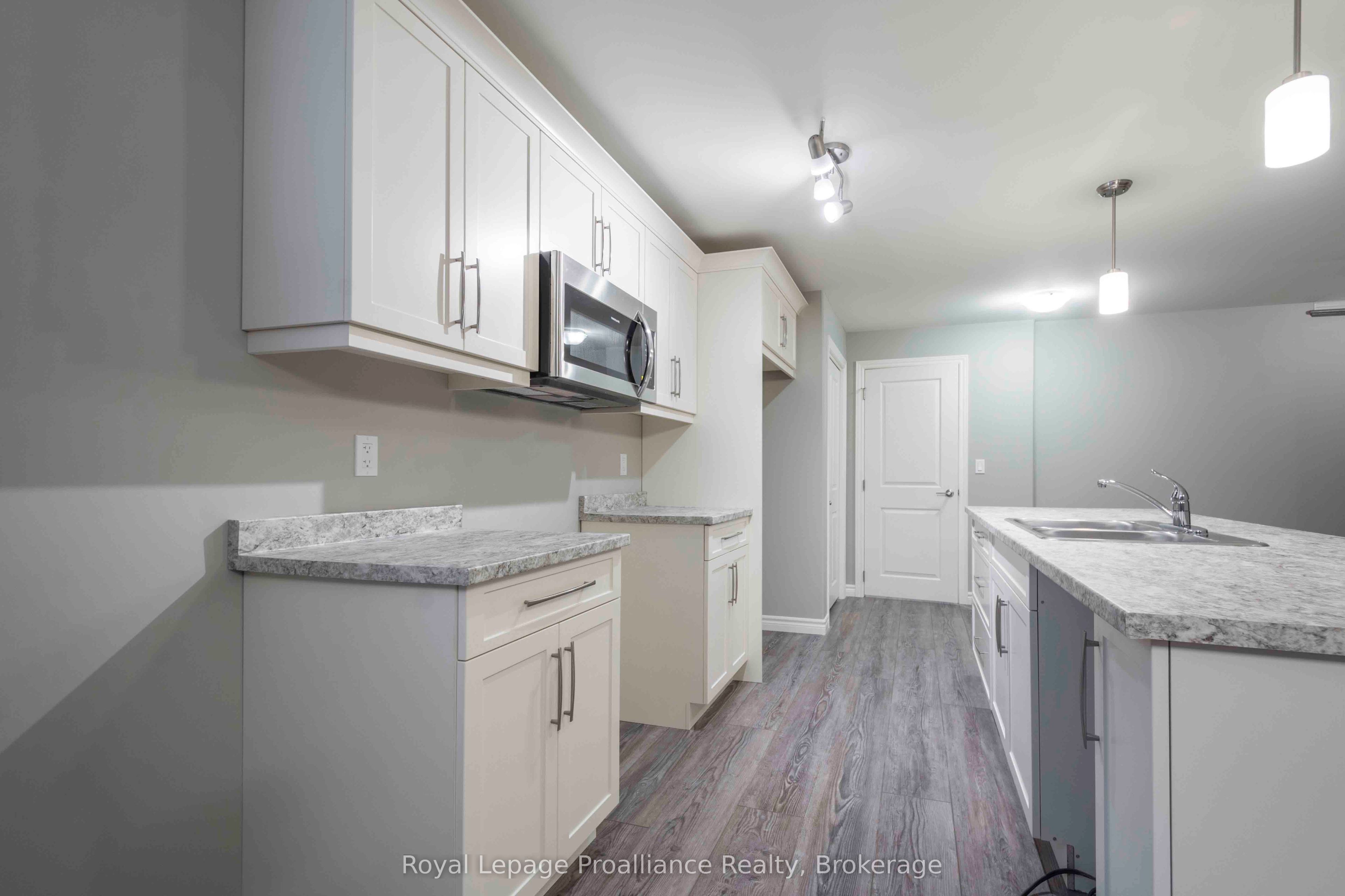 47 Dewal Place, Belleville, ON K8P 0H3 photo 4