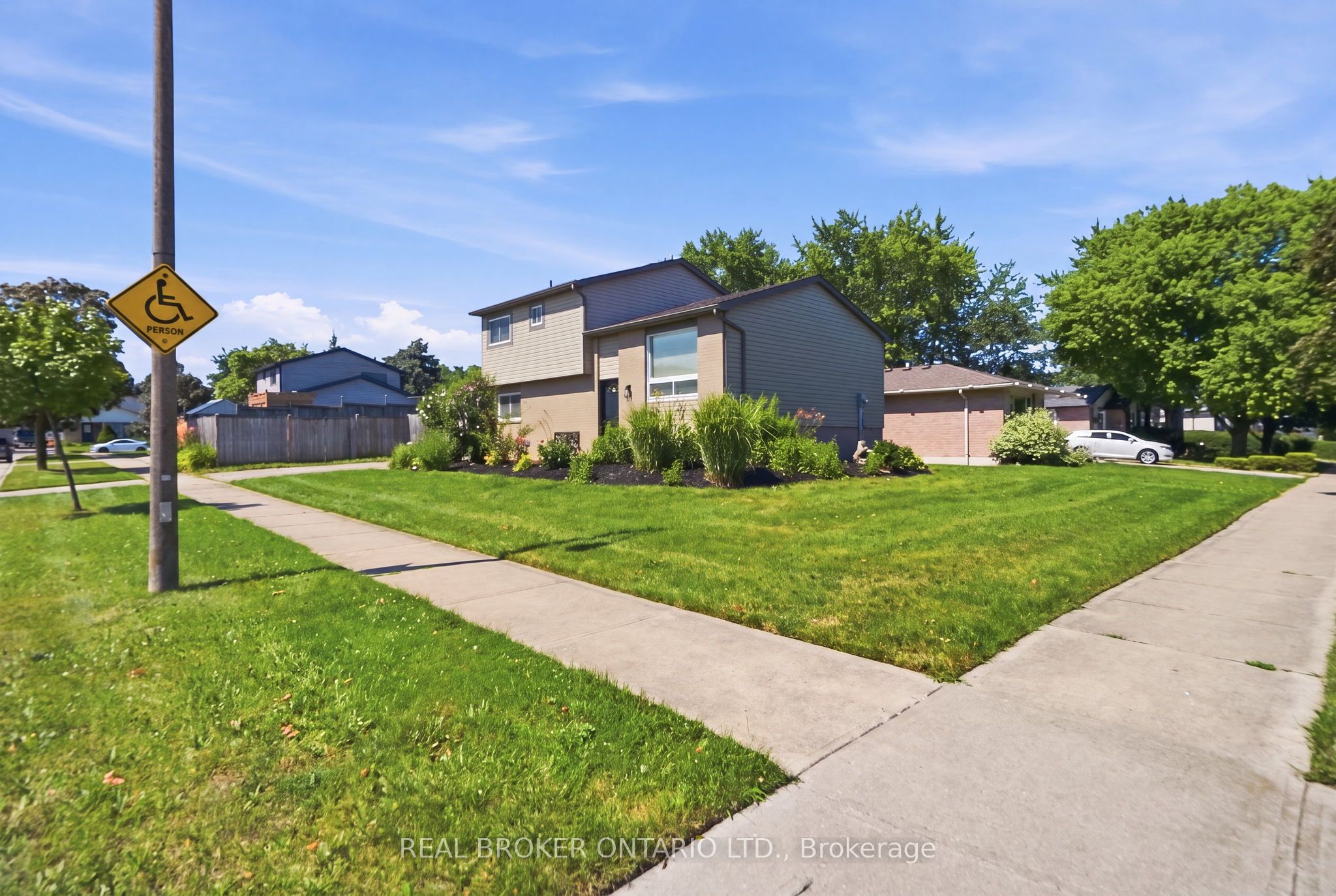 3 Prideaux Street, Hamilton, ON L8J 1C9 photo 5