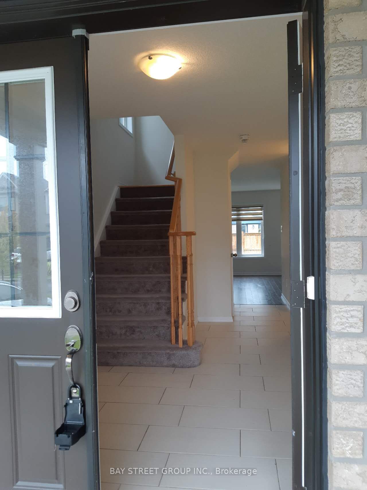 8088 Blue Ash Lane, Niagara Falls, ON L2H 2Y6 photo 2