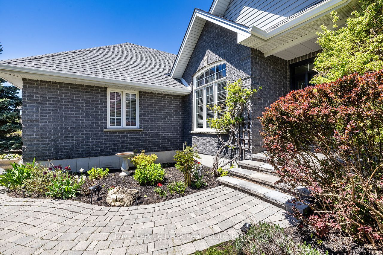 36 Lori Boulevard, Kawartha Lakes, ON K9V 6B6 photo 3