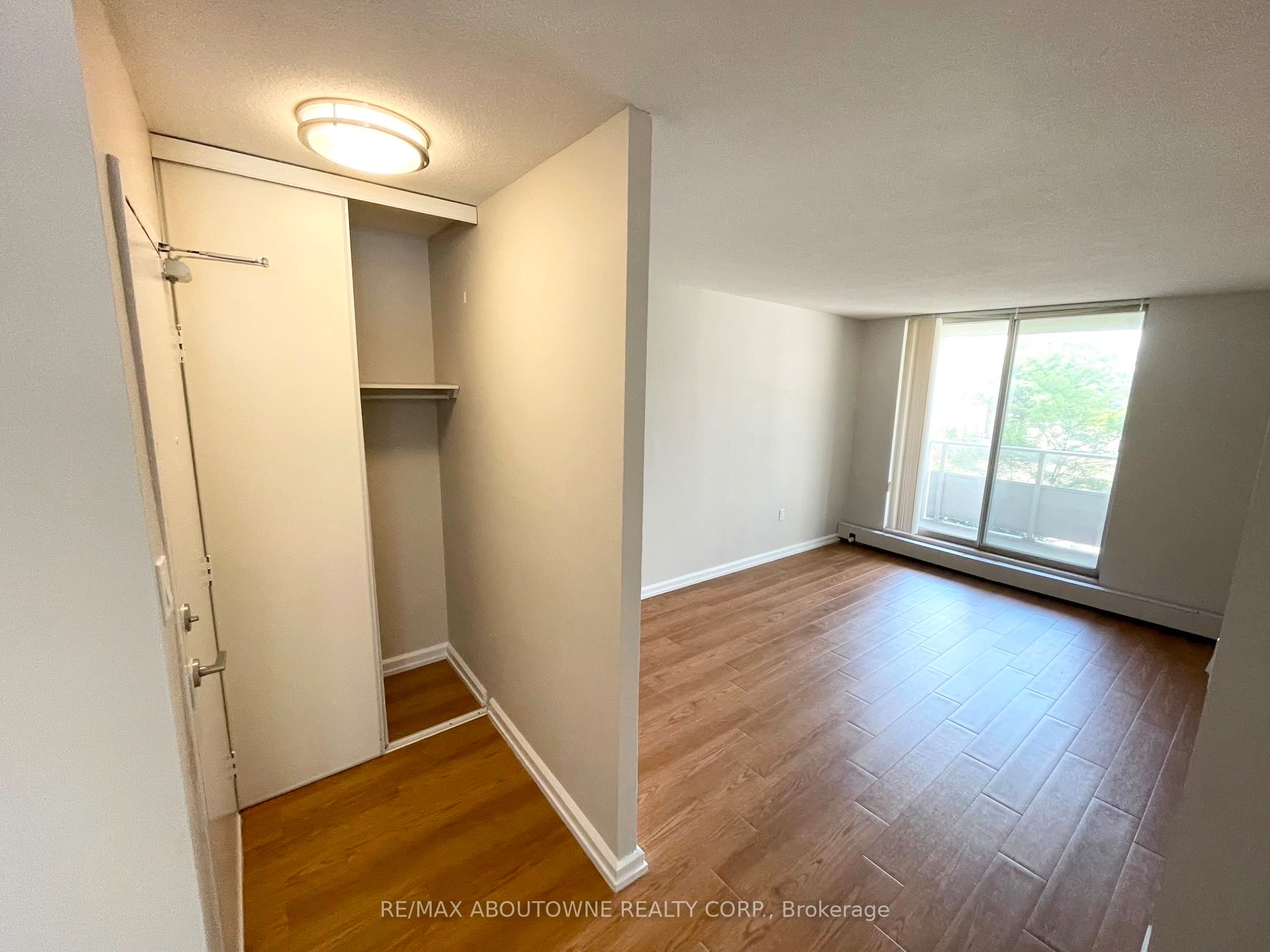 111 Market Street 207, Hamilton, ON L8R 3K2 photo 5