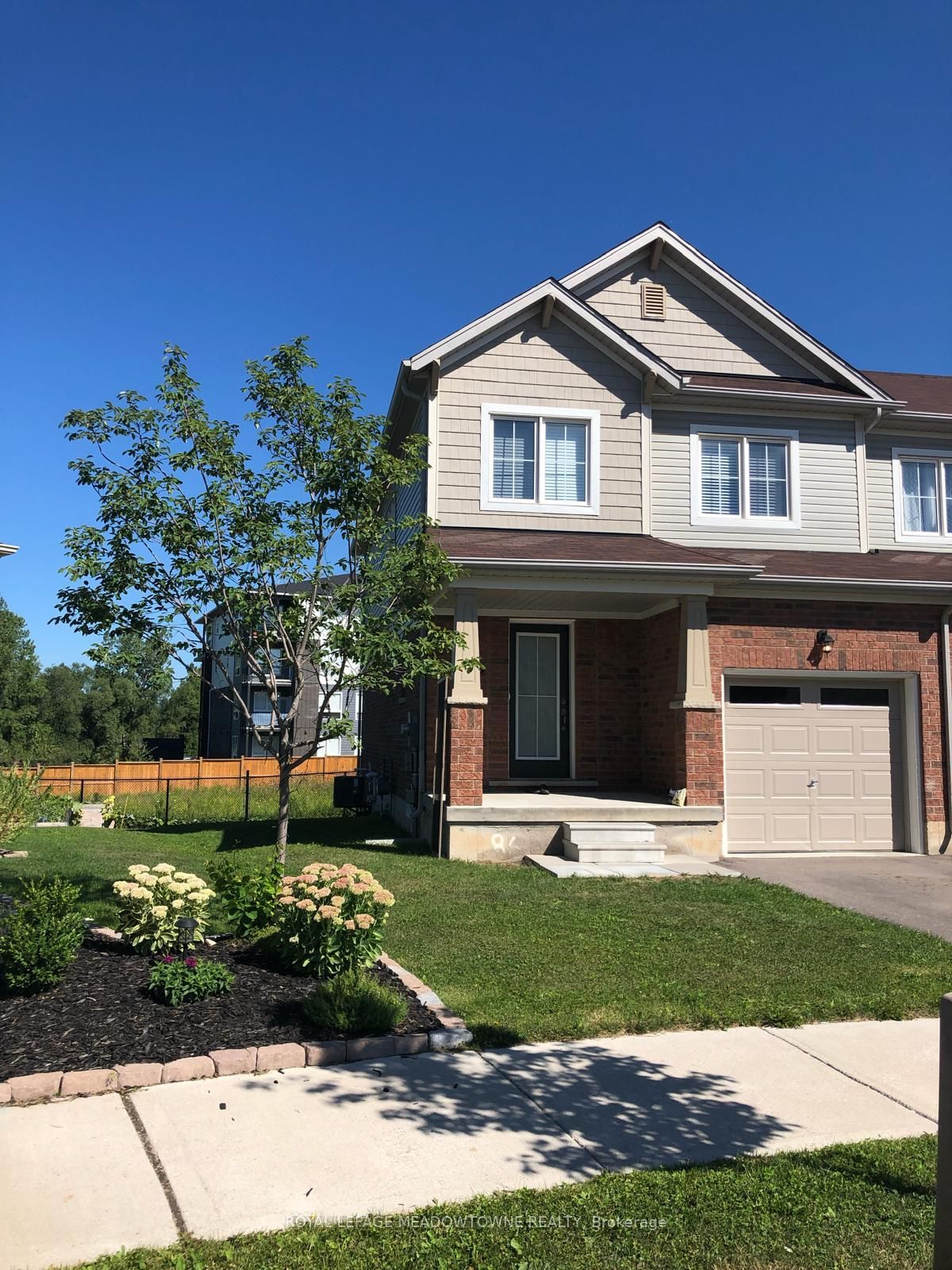 20 Butcher Crescent, Brantford, ON N3T 5L5