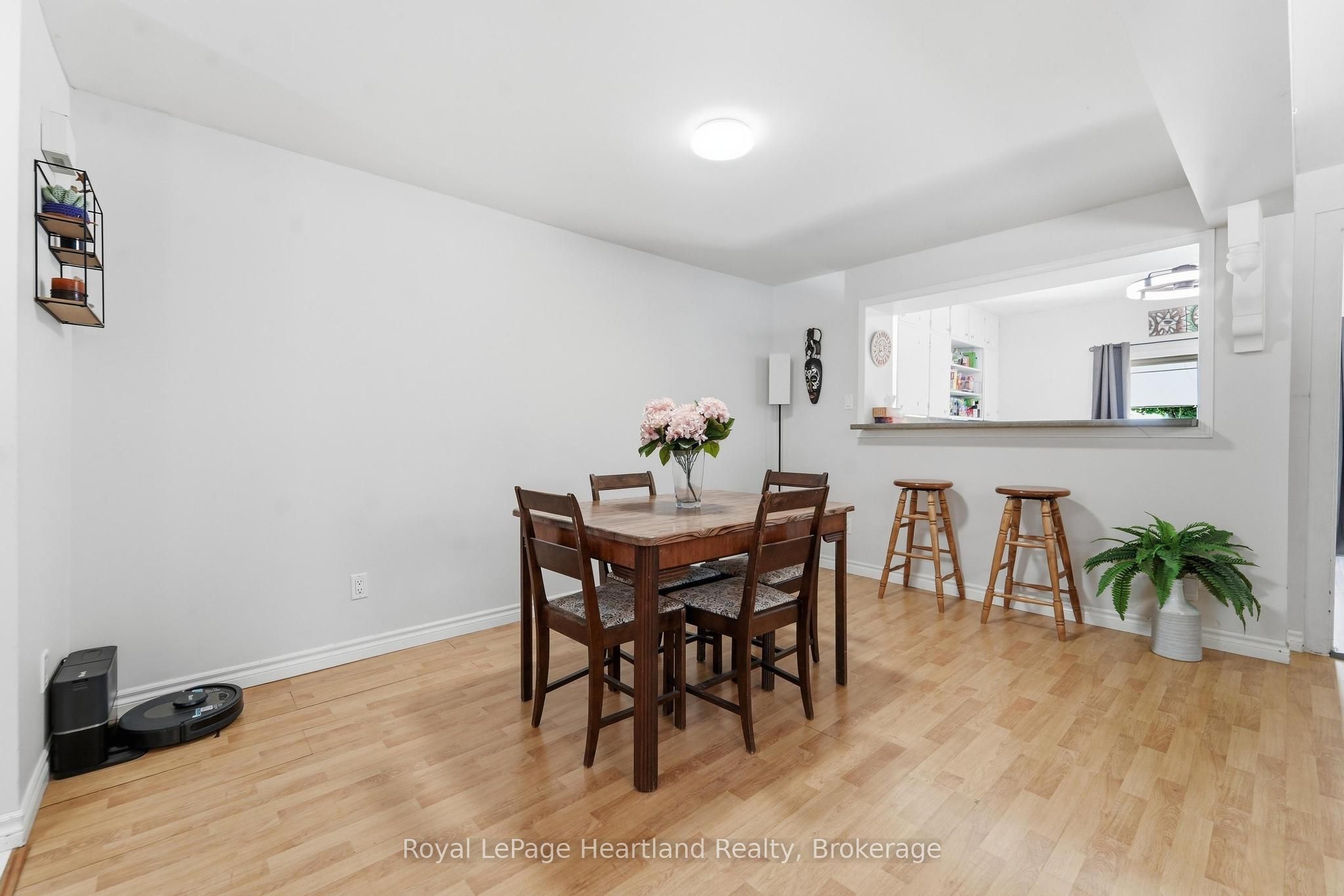 117 Quebec Street, Goderich, ON N7A 2G6 photo 5