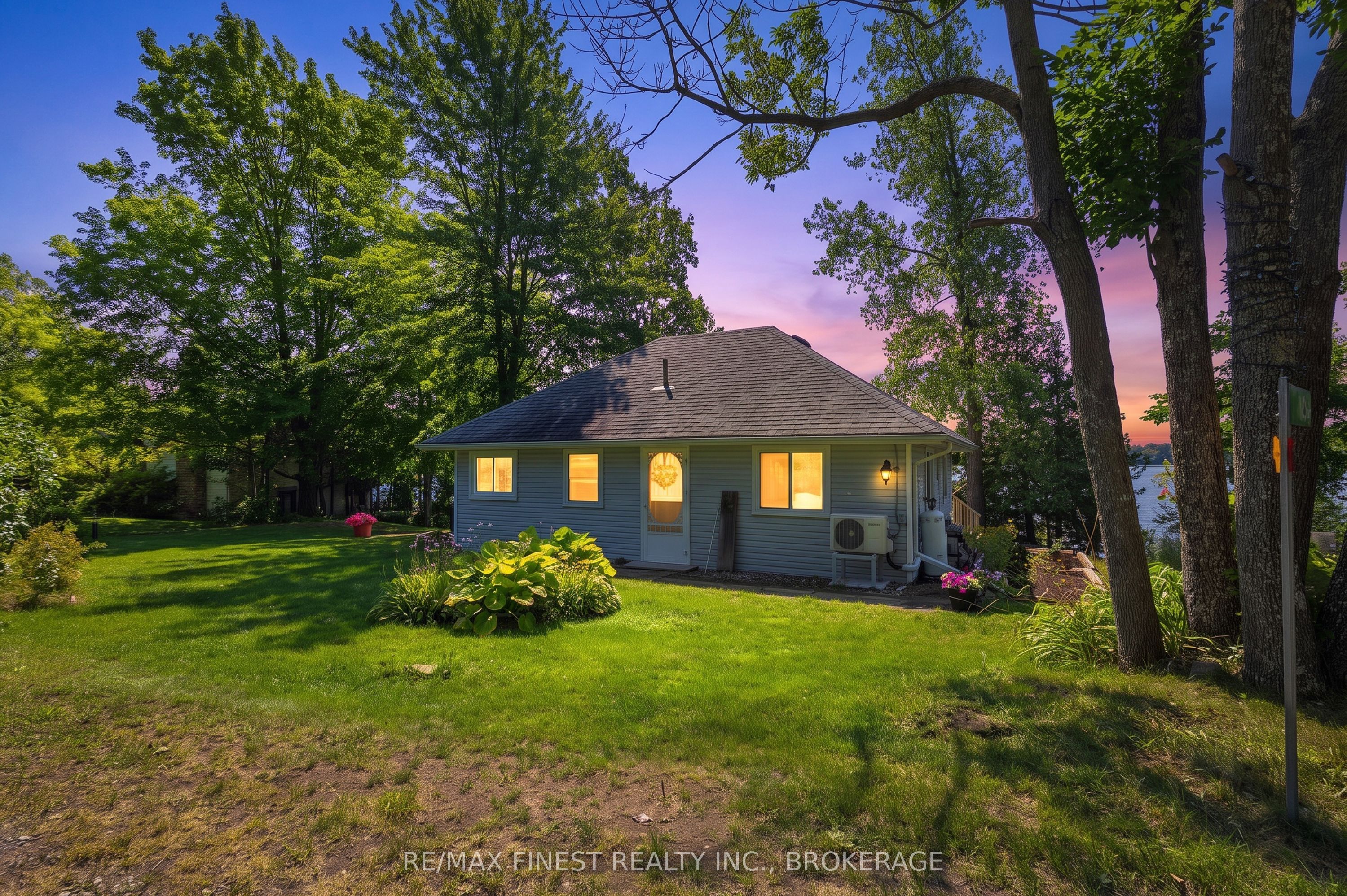 1050 Anker Lane, Frontenac, ON K0H 2T0