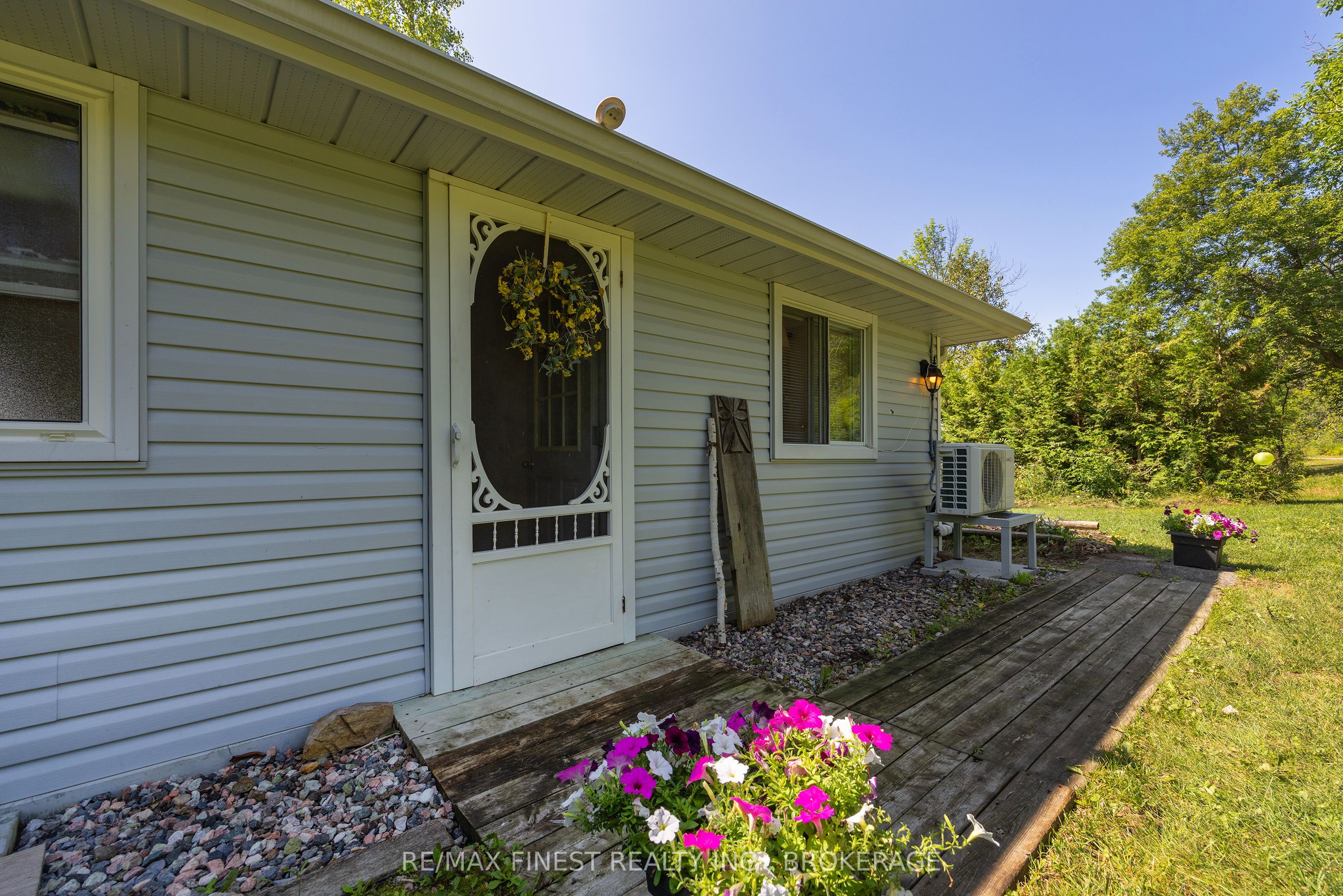 1050 Anker Lane, Frontenac, ON K0H 2T0 photo 5