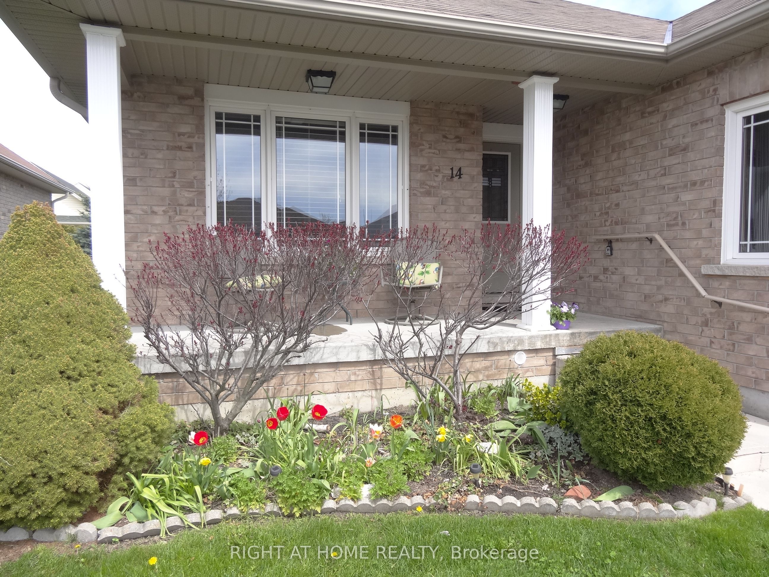 14 Matchett Crescent, Kawartha Lakes, ON K9V 0G8 photo 4