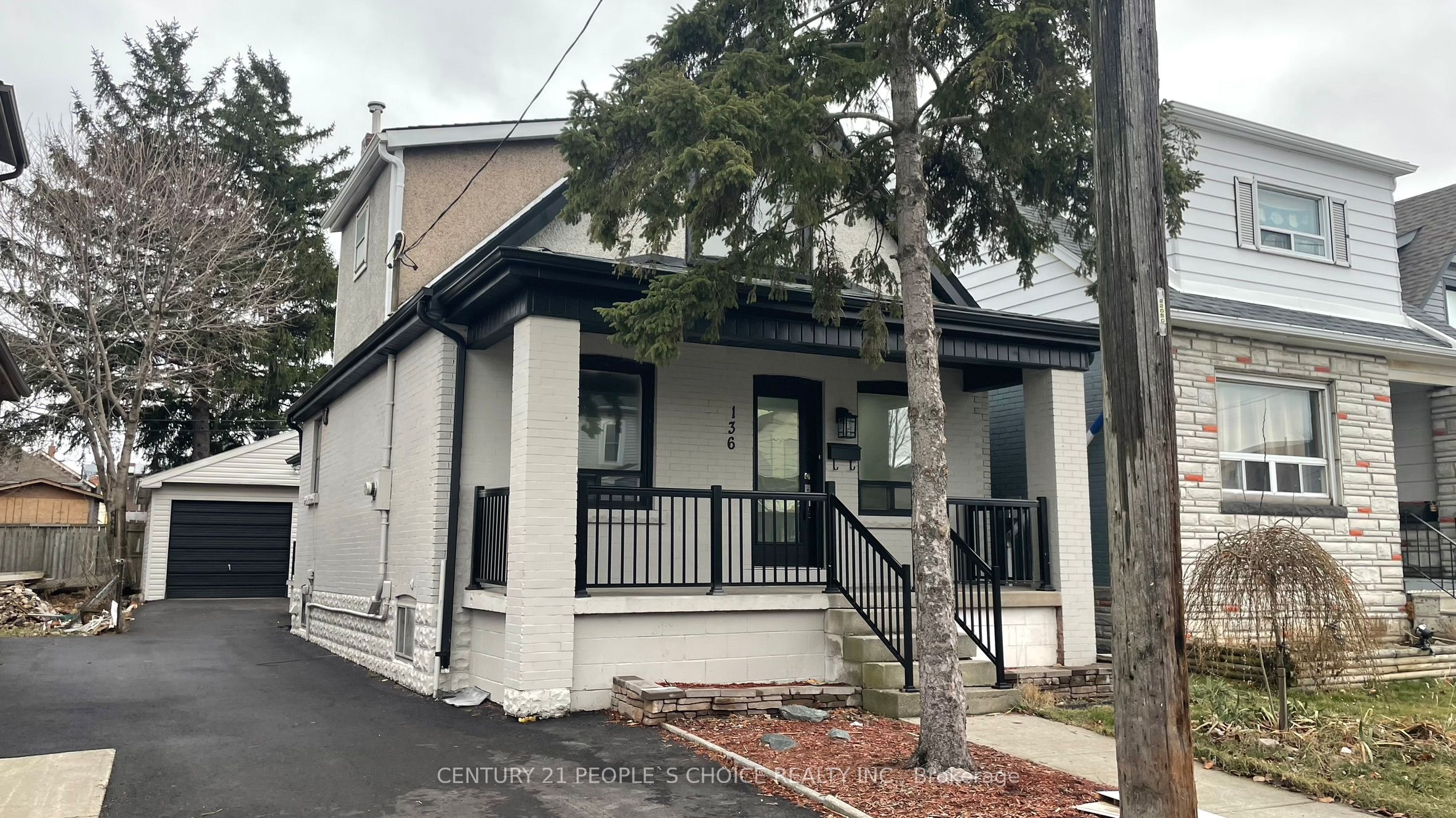 136 Edgemont Street N, Hamilton, ON L8H 4E1 photo 3