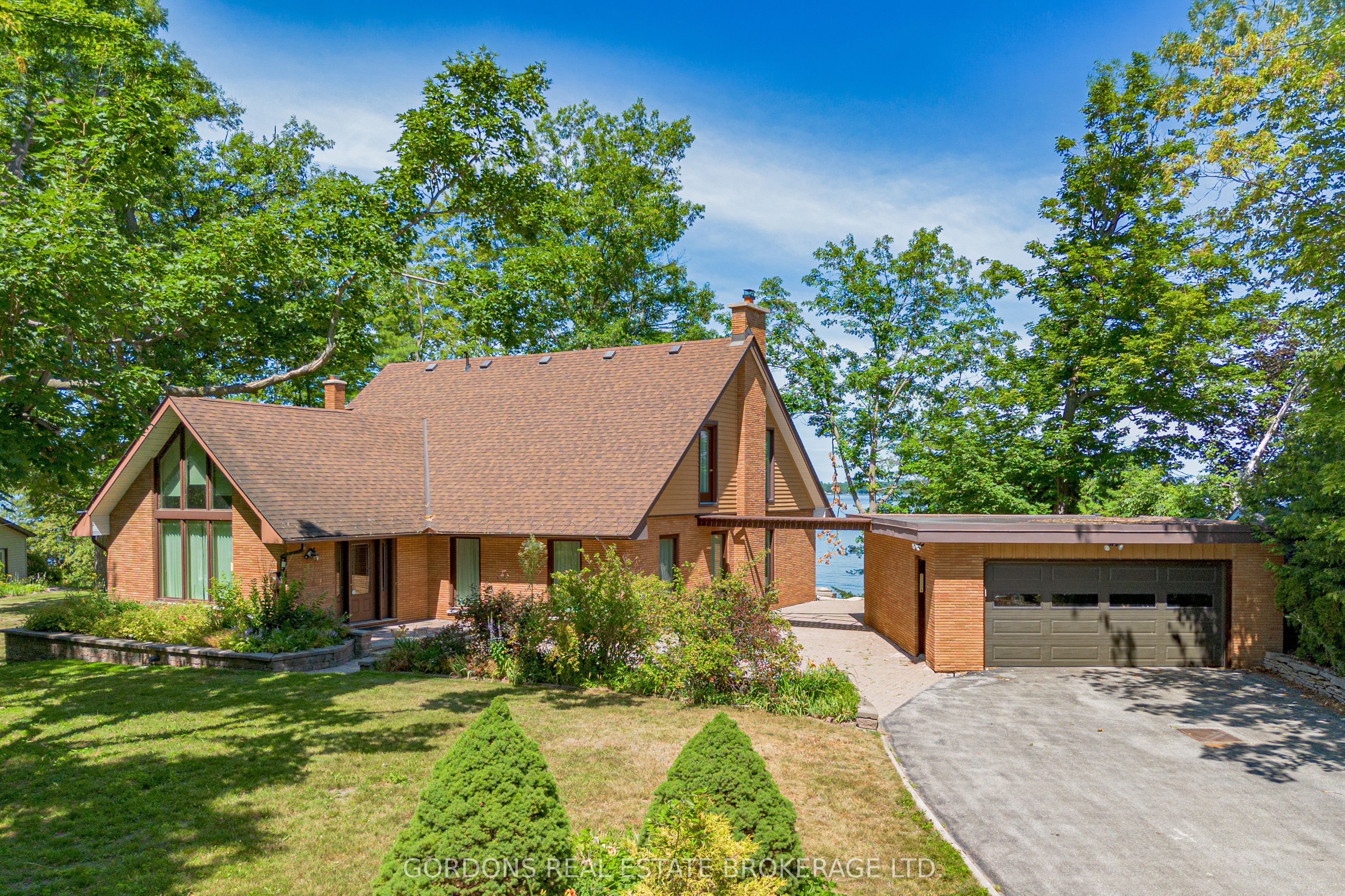 22 Sugarbush Trail, Kawartha Lakes, ON K0M 1N0 photo 2