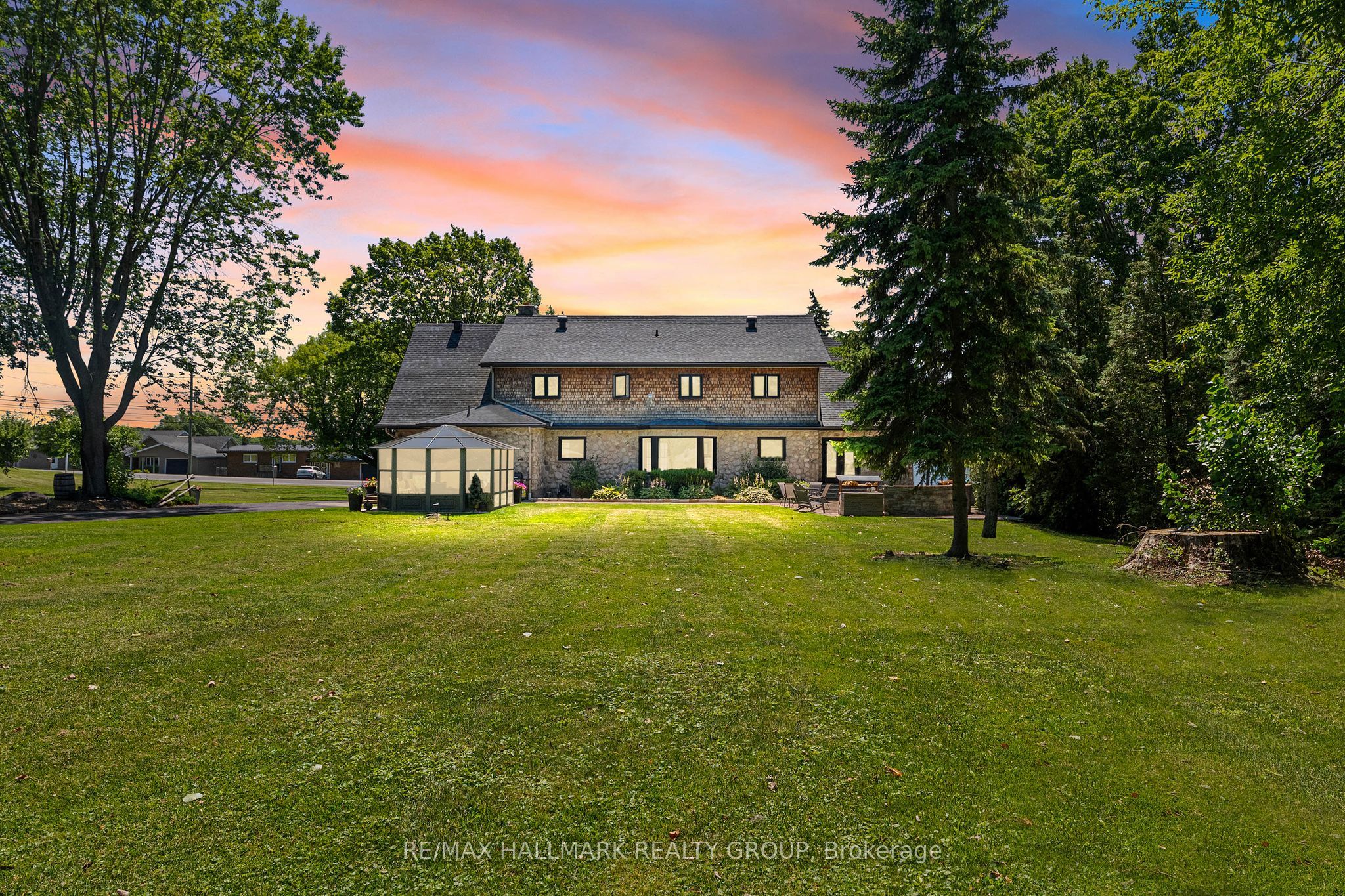18407 County 2 Road, South Glengarry, ON K6H 5R5 photo 3