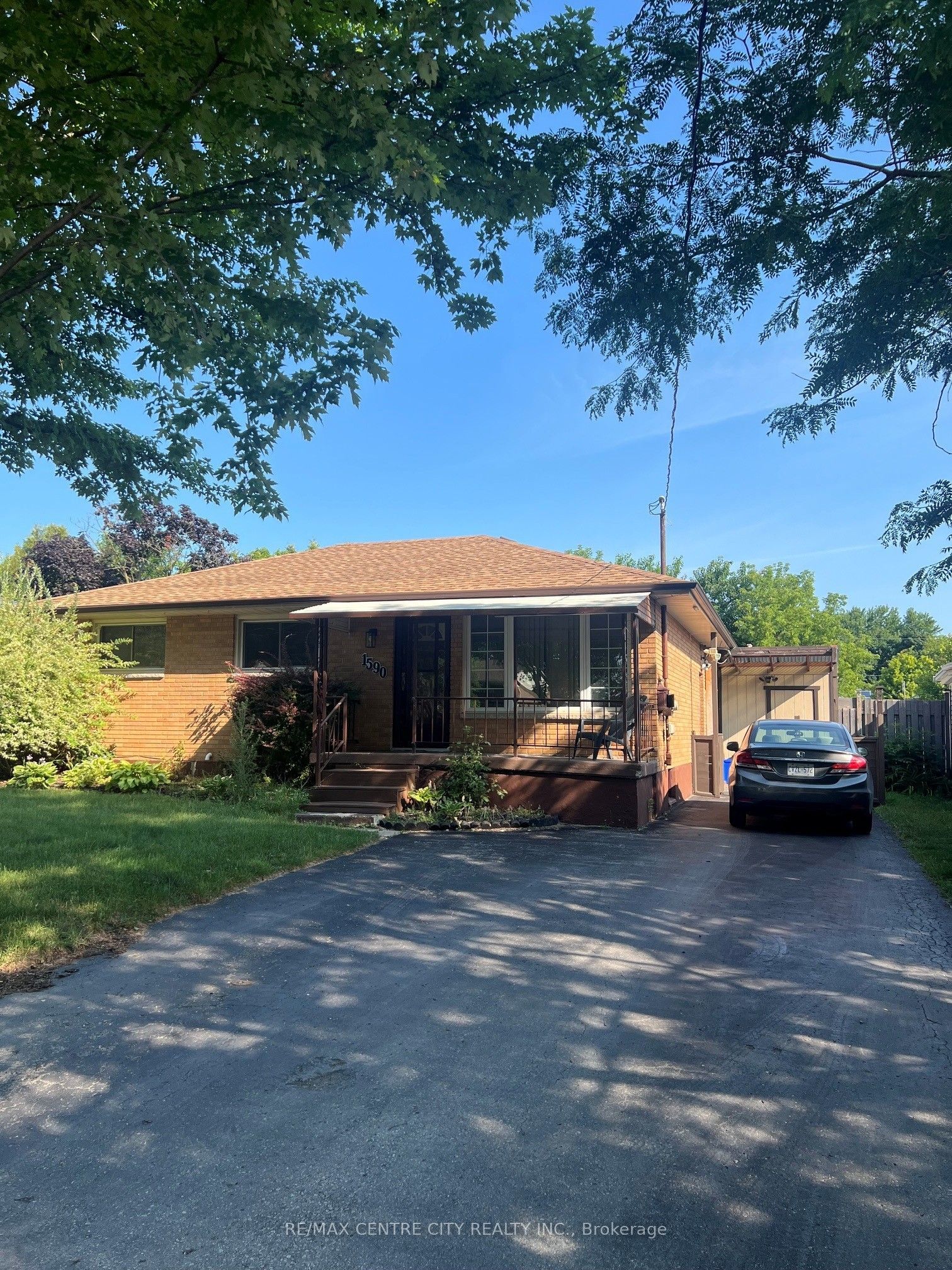 1590 Dixie Street, London East, ON N5V 1Y9