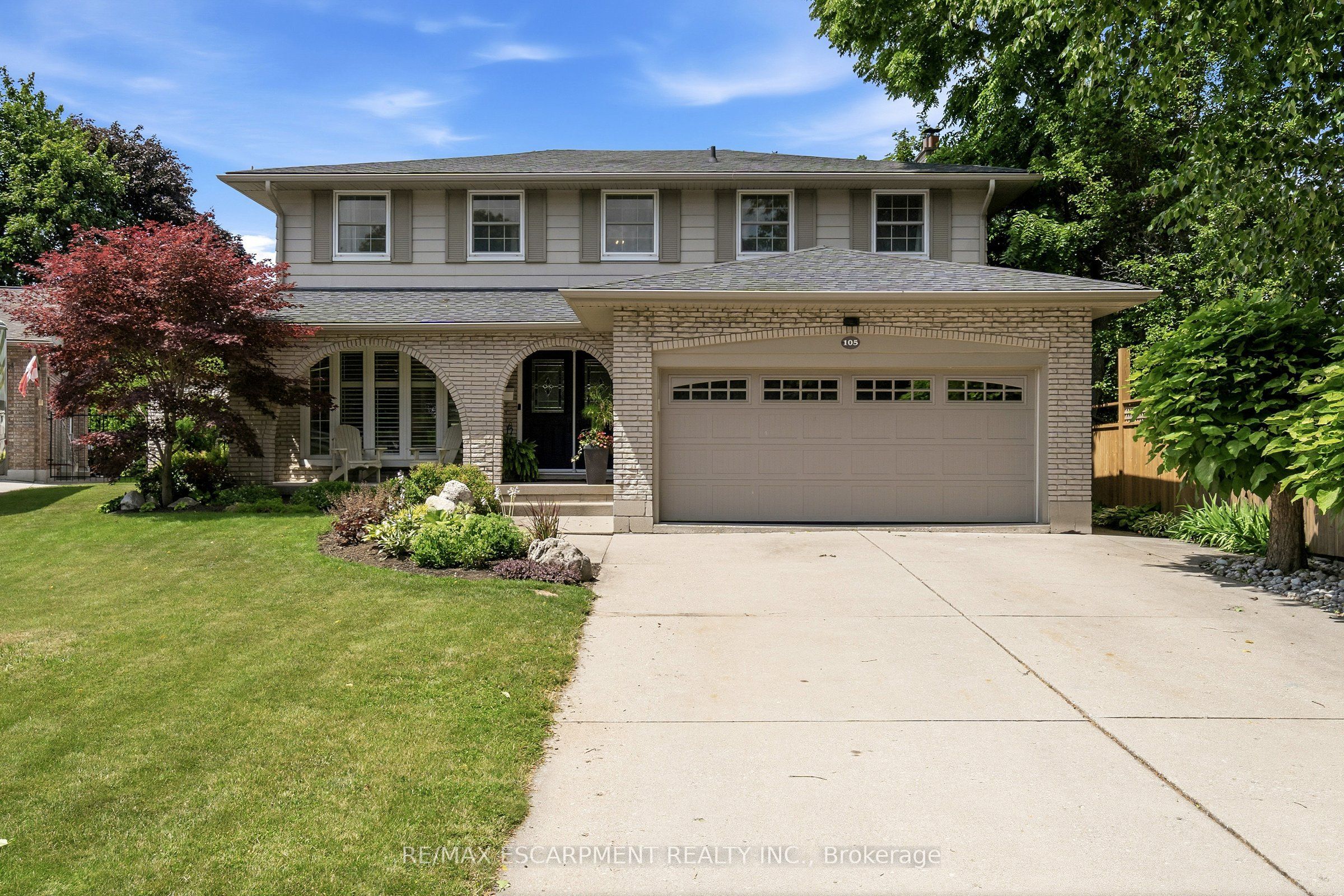 105 San Fernando Drive, Hamilton, ON L9C 2C3 photo 2