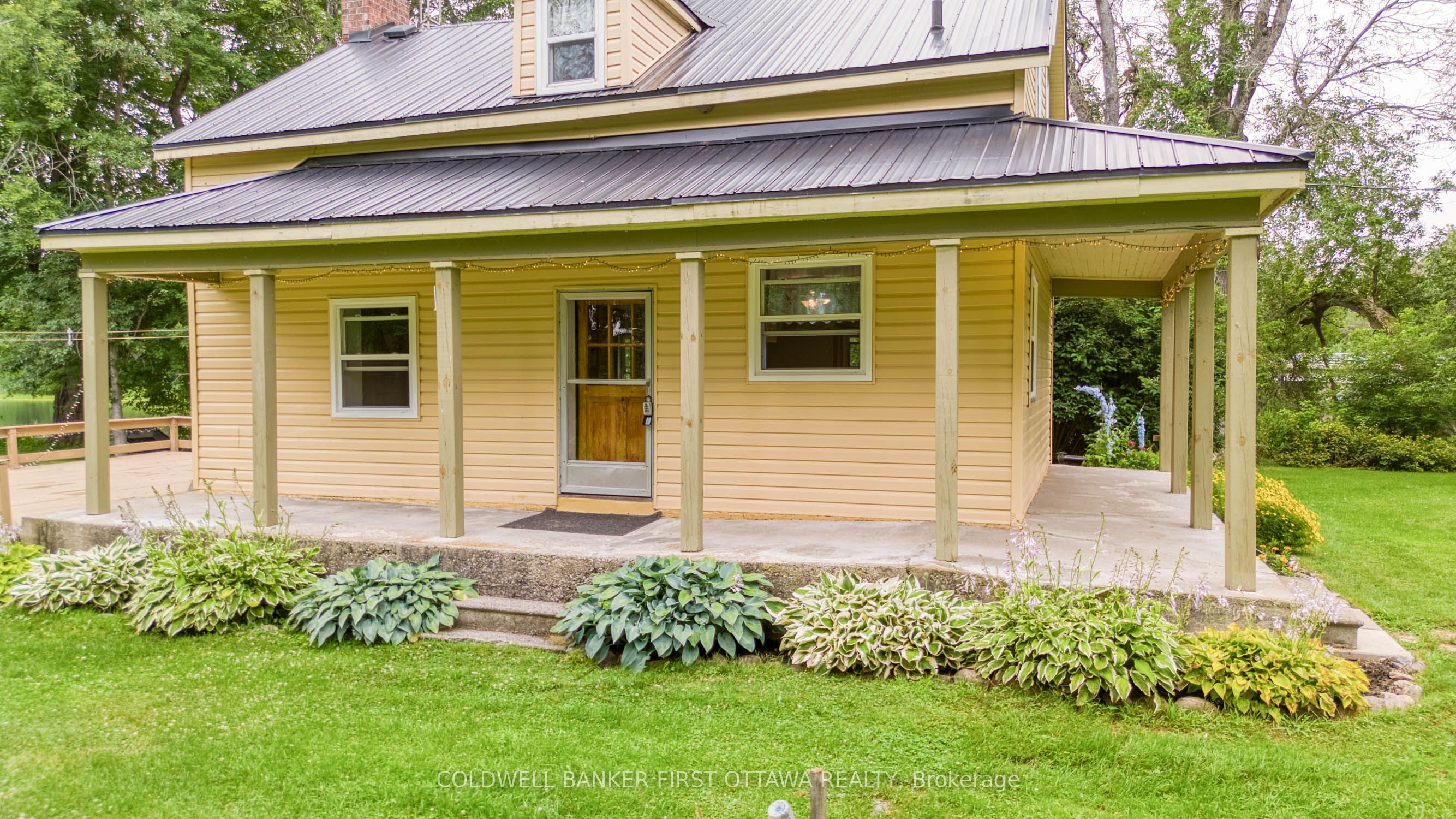 1330 Ferguson Falls Road, Drummond/North Elmsley, ON K0G 1K0 photo 2