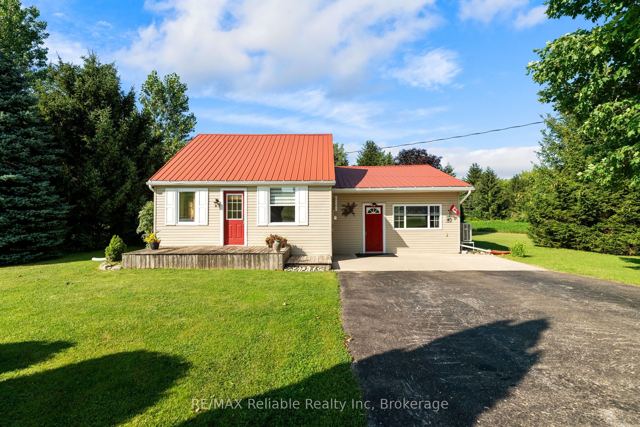 40356 Hydro Line Road, Central Huron, ON N0M 1L0 photo 2