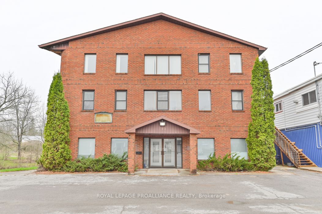 108 Russel Street, Centre Hastings, ON K0K 2K0 photo 3