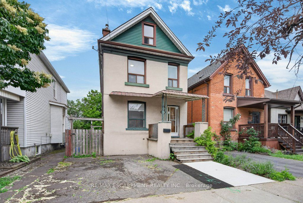 21 East Bend Avenue N, Hamilton, ON L8L 7E1 photo 2