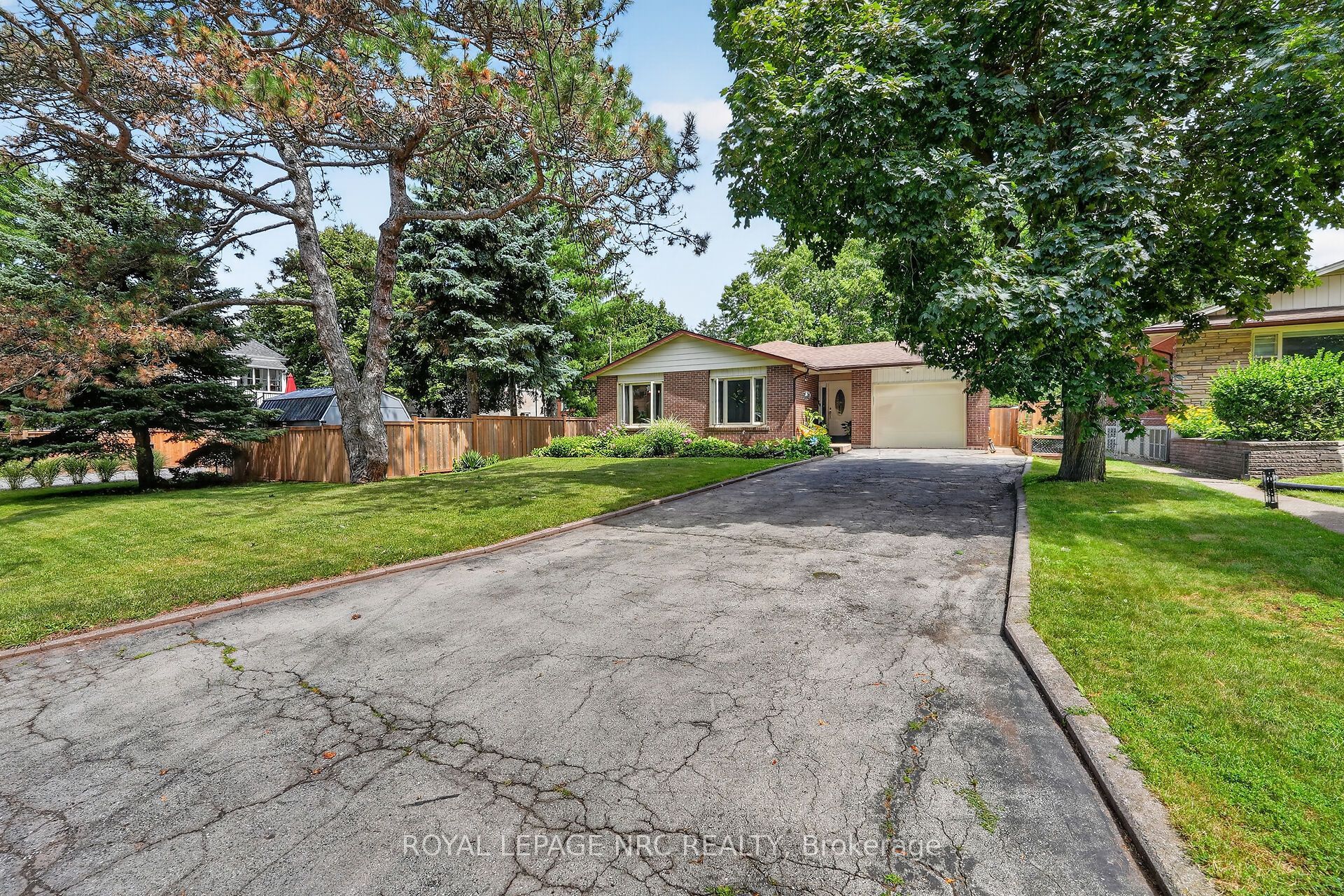 3 Orchard Parkway, Grimsby, ON L3M 3B1 photo 2