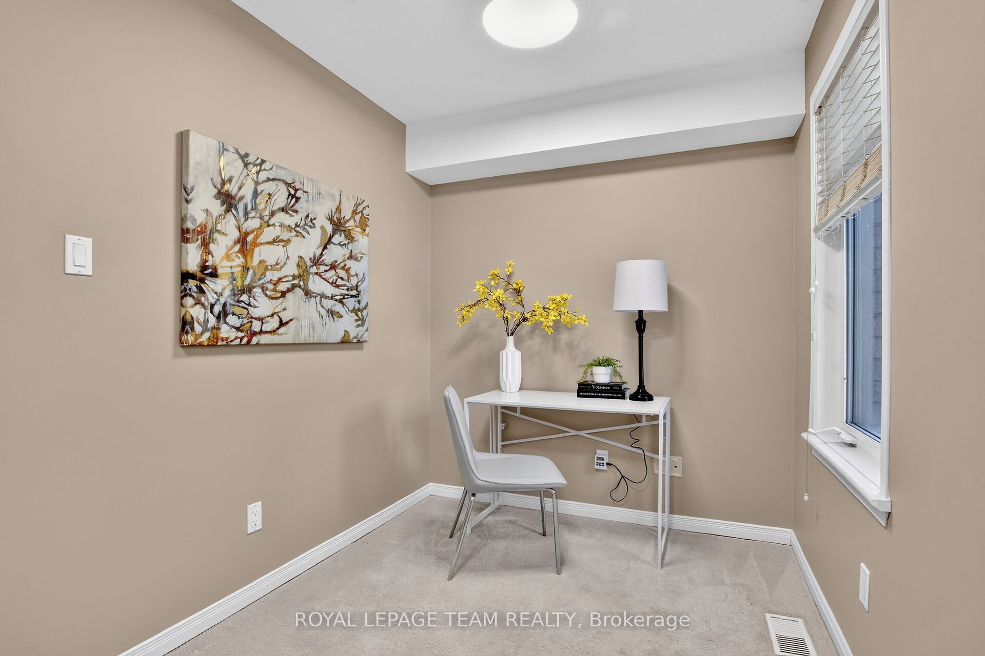 255 Deercroft Avenue, Barrhaven, ON K2J 5J9 photo 4