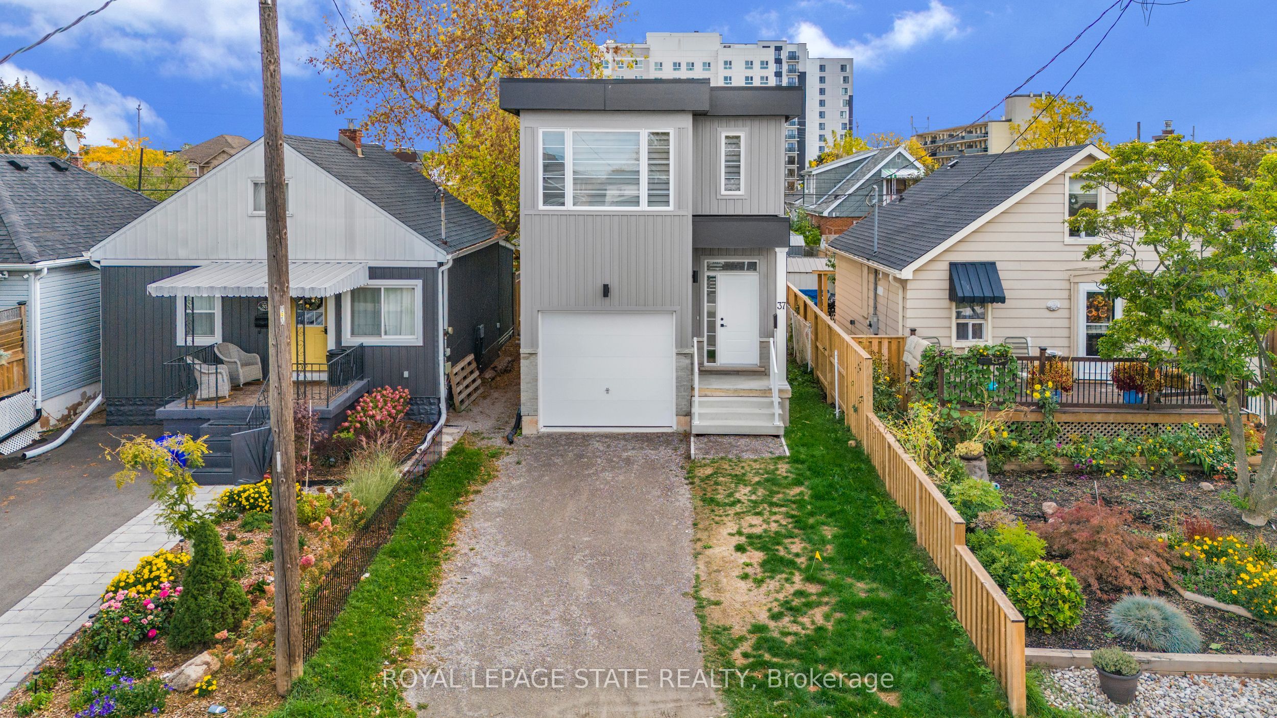 37 Delena Avenue S, Hamilton, ON L9H 1B7 photo 5