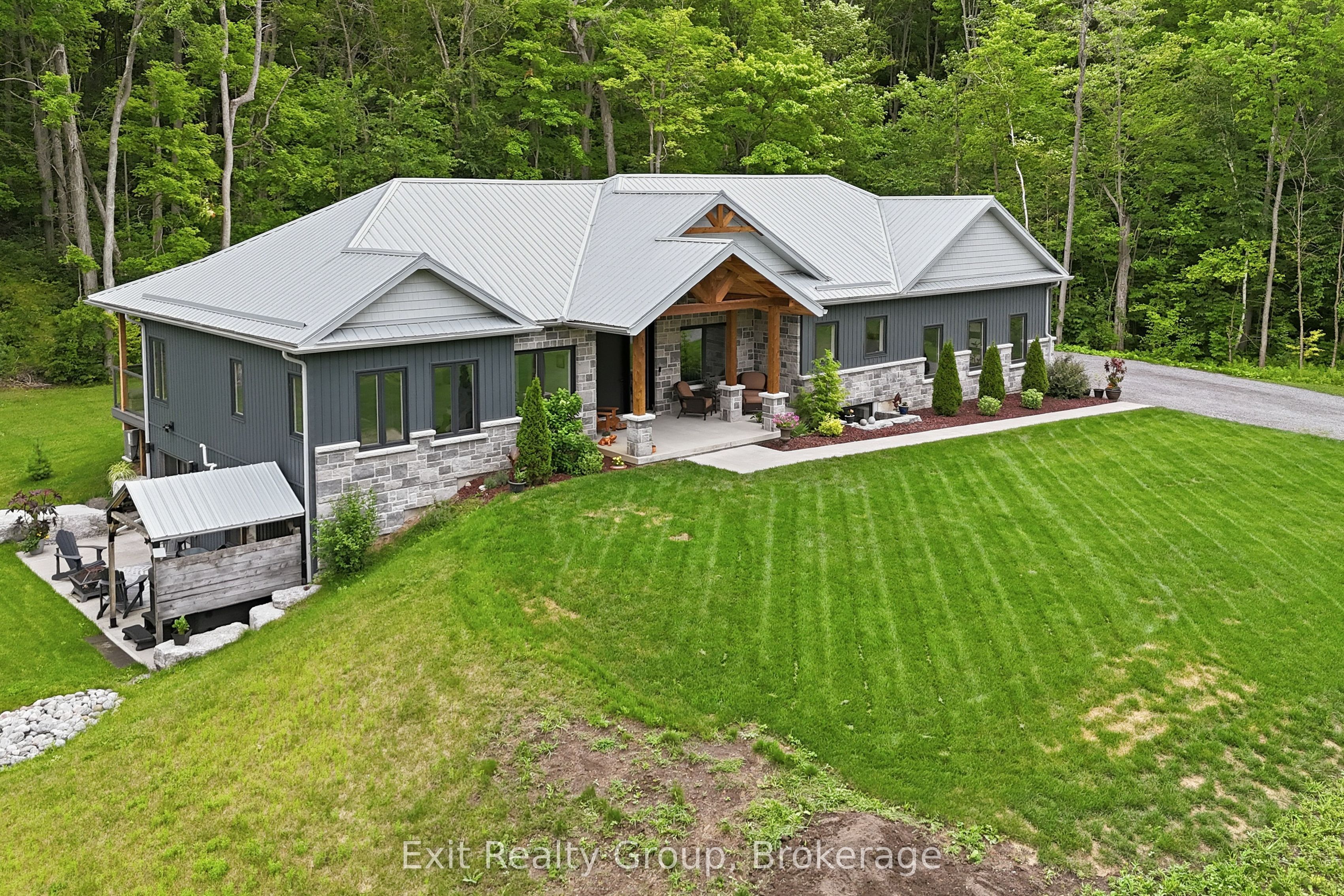 16 Newpierce Drive, Stirling-Rawdon, ON K0K 3E0 photo 2