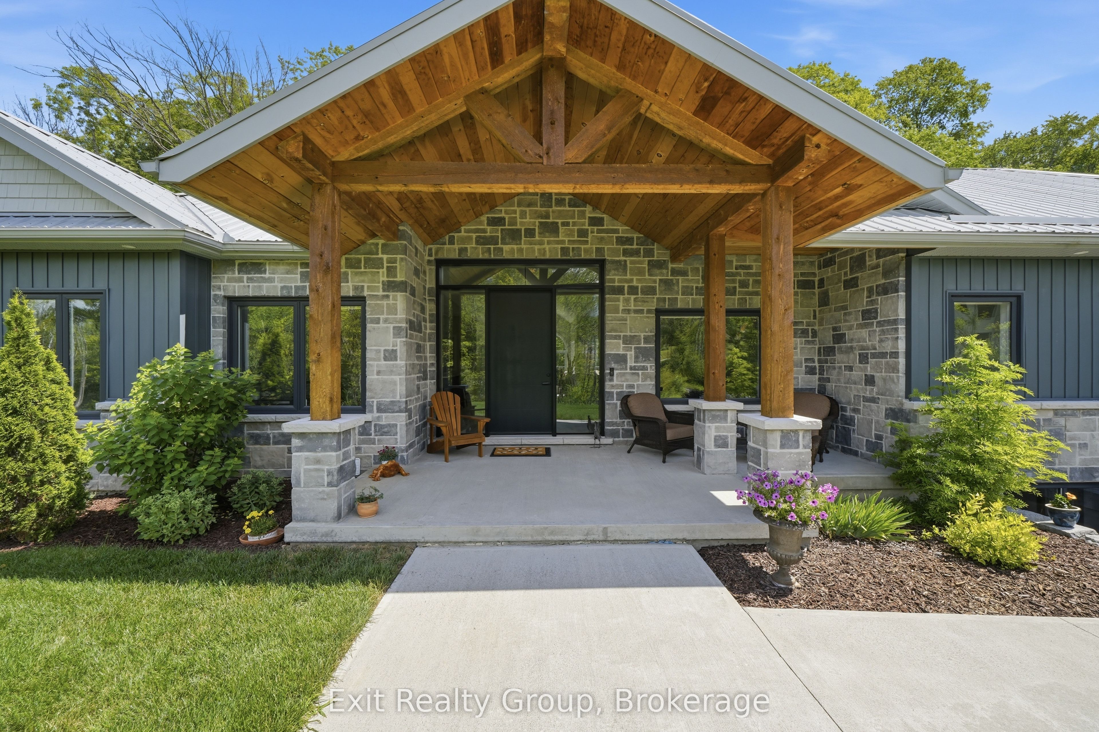 16 Newpierce Drive, Stirling-Rawdon, ON K0K 3E0 photo 3